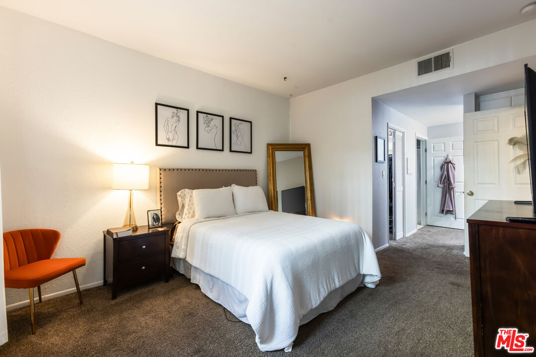 Playa Del Rey, California, 90293, United States, 1 Bedroom Bedrooms, ,1 BathroomBathrooms,Residential,For Sale,1940076