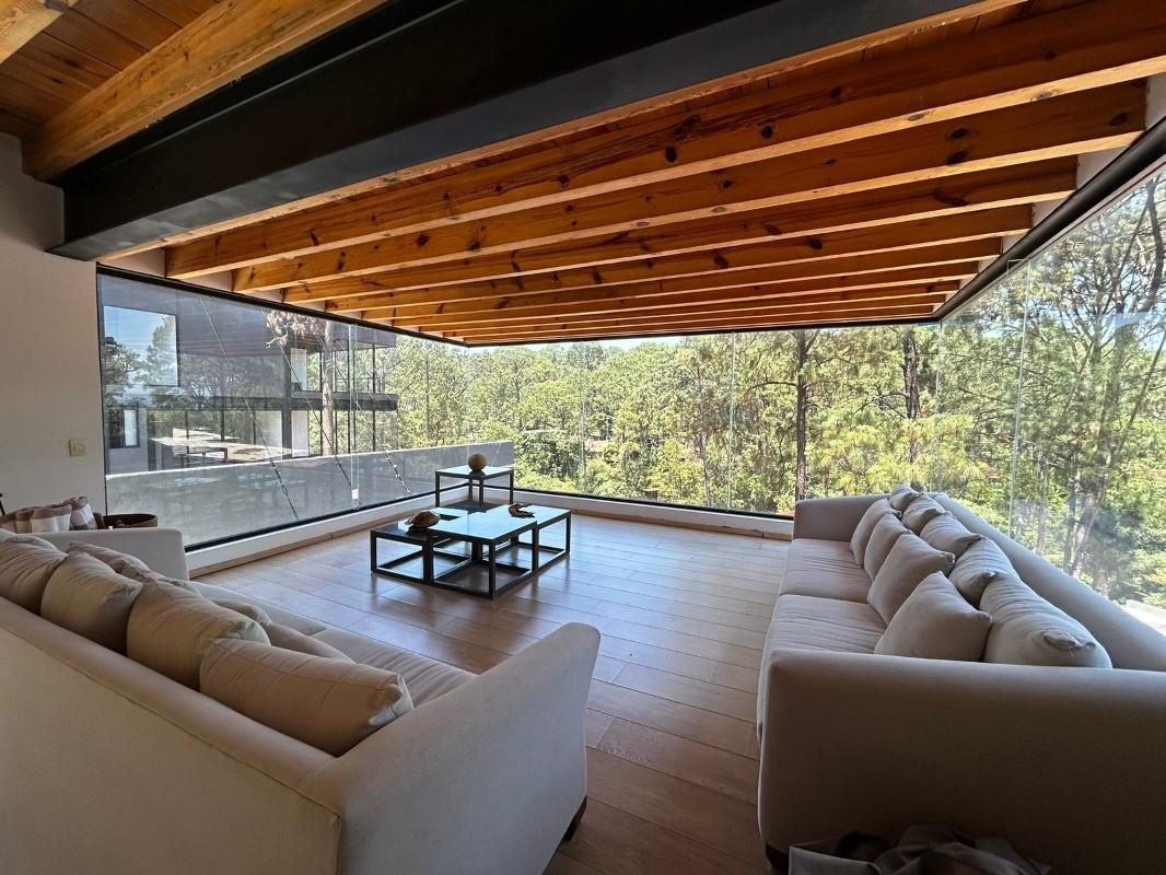 Valle de Bravo, Estado de México, 51200, Mexico, 3 Bedrooms Bedrooms, ,4 BathroomsBathrooms,Residential,For Sale,1738638