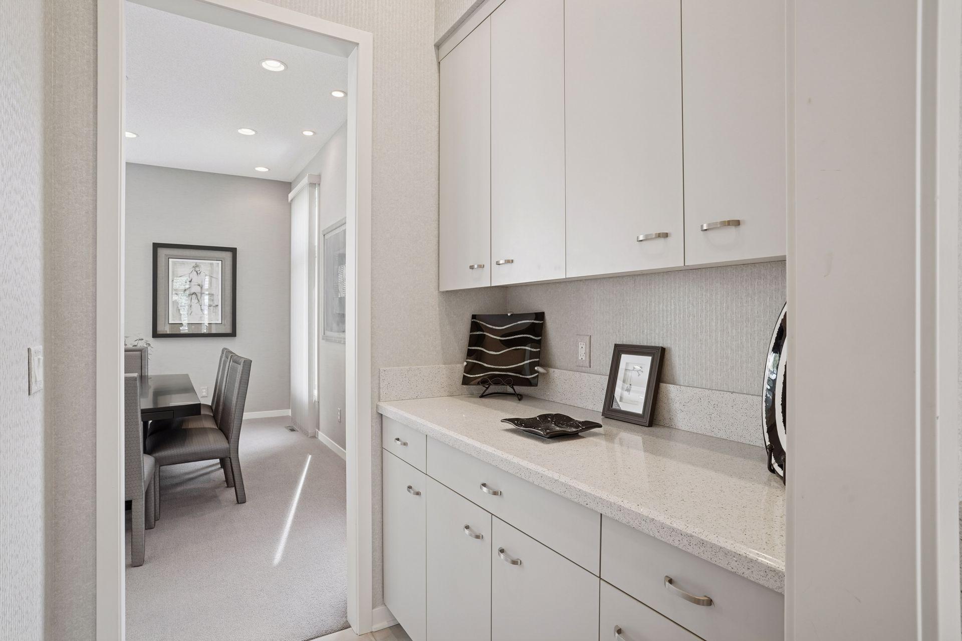 Lilydale, Minnesota, 55118, United States, 3 Bedrooms Bedrooms, ,3 BathroomsBathrooms,Residential,For Sale,1989452