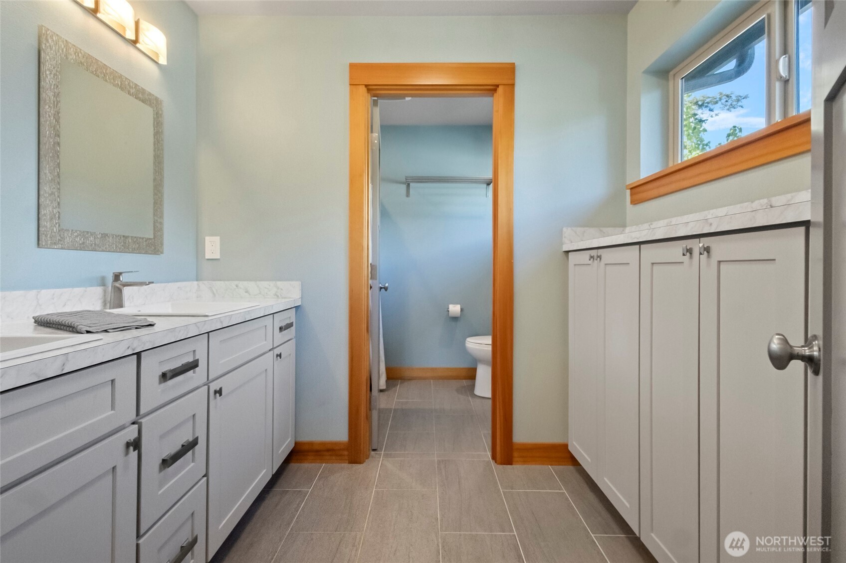Blaine, Washington, 98230, United States, 4 Bedrooms Bedrooms, ,3 BathroomsBathrooms,Residential,For Sale,1903281