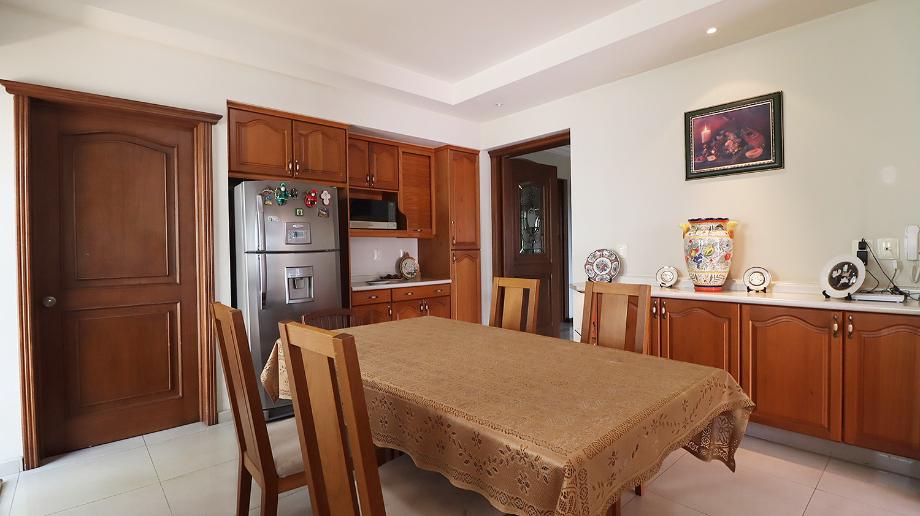 Retorno, Morelia, Michoacán de Ocampo, 58080, Mexico, 3 Bedrooms Bedrooms, ,3 BathroomsBathrooms,Residential,For Sale,Retorno,1554257
