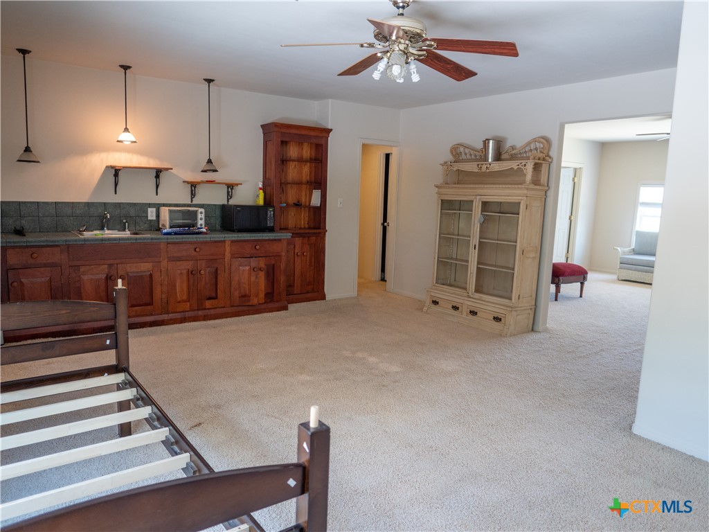 Edna, Texas, 77957, United States, 5 Bedrooms Bedrooms, ,5 BathroomsBathrooms,Residential,For Sale,1770365