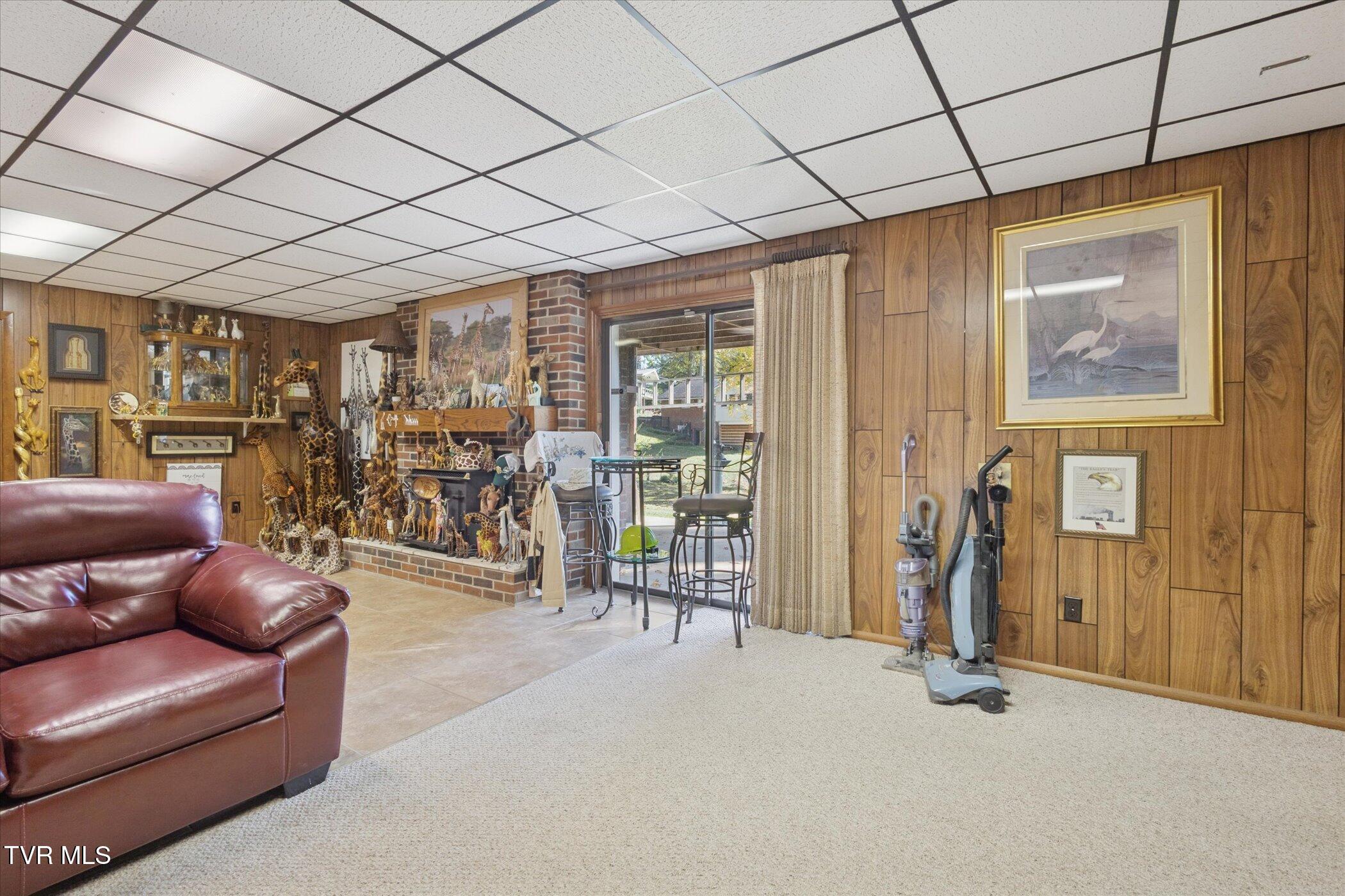 Johnson City, Tennessee, 37604, United States, 4 Bedrooms Bedrooms, ,3 BathroomsBathrooms,Residential,For Sale,1978550