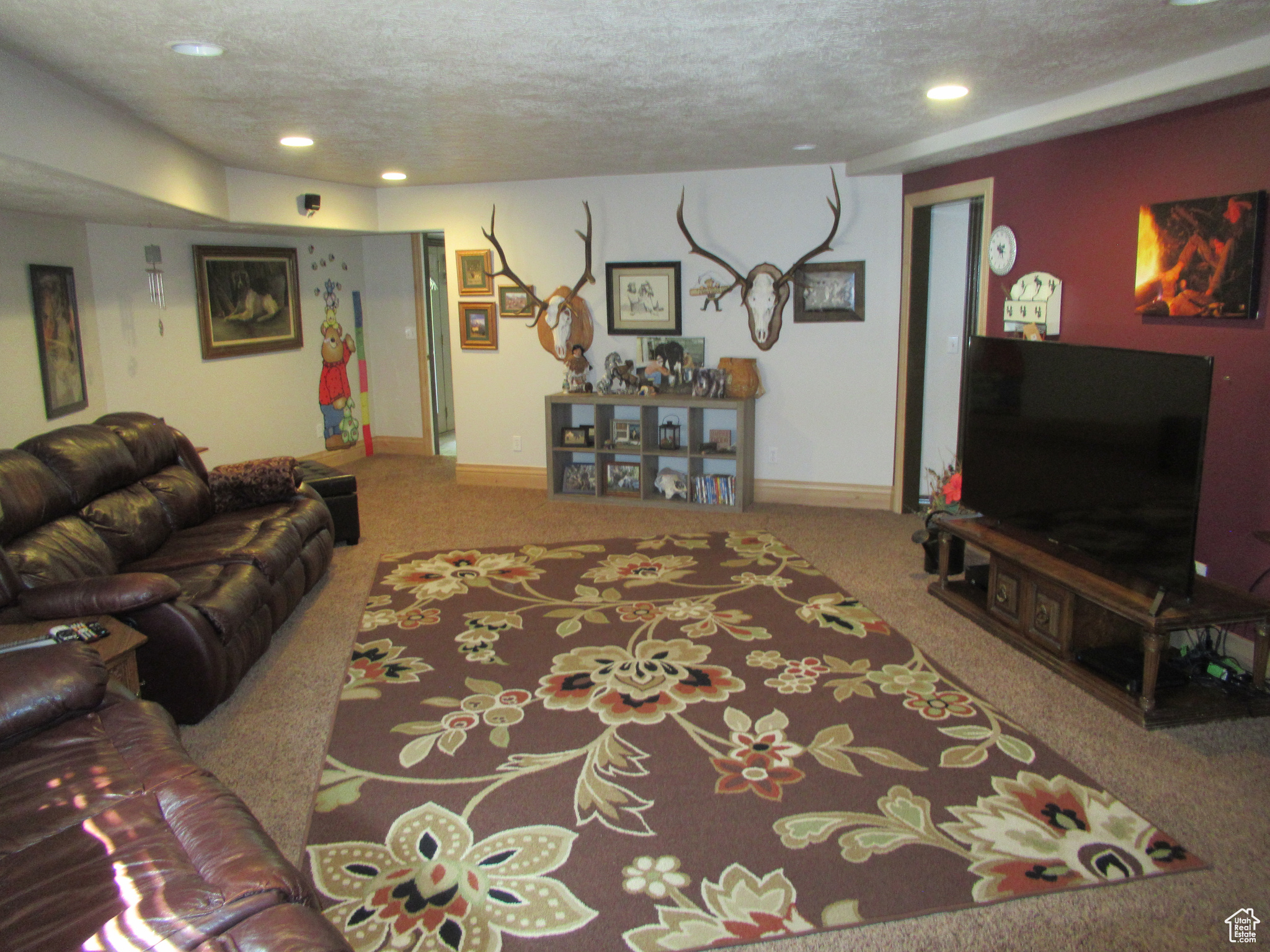 Payson, Utah, 84651, United States, 4 Bedrooms Bedrooms, ,5 BathroomsBathrooms,Residential,For Sale,1977983