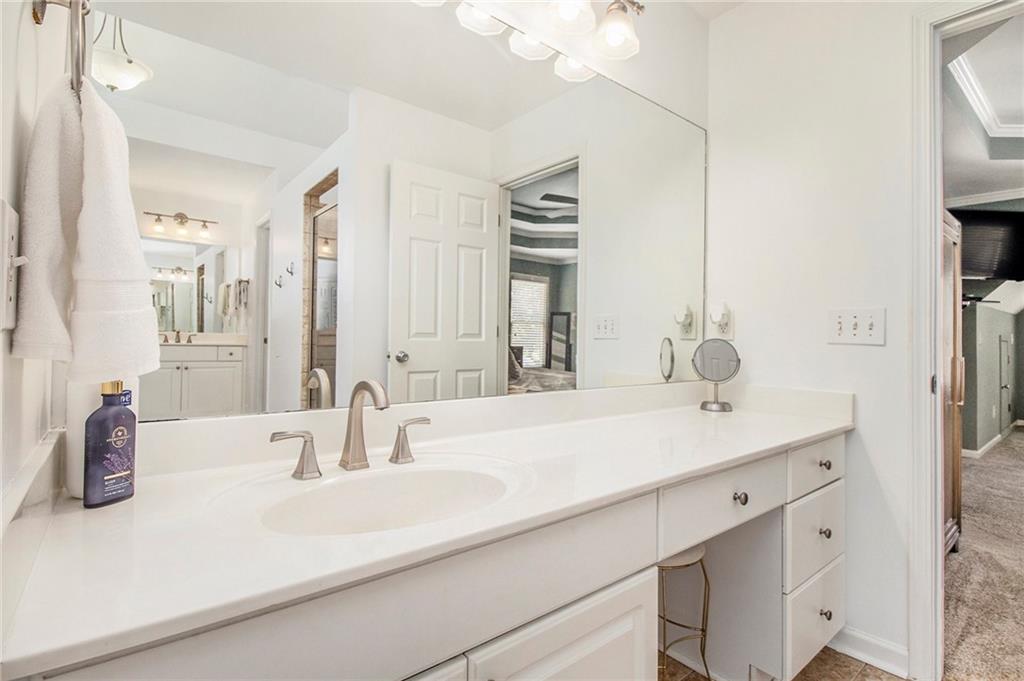 Canton, Georgia, 30114, United States, 6 Bedrooms Bedrooms, ,4 BathroomsBathrooms,Residential,For Sale,1880386