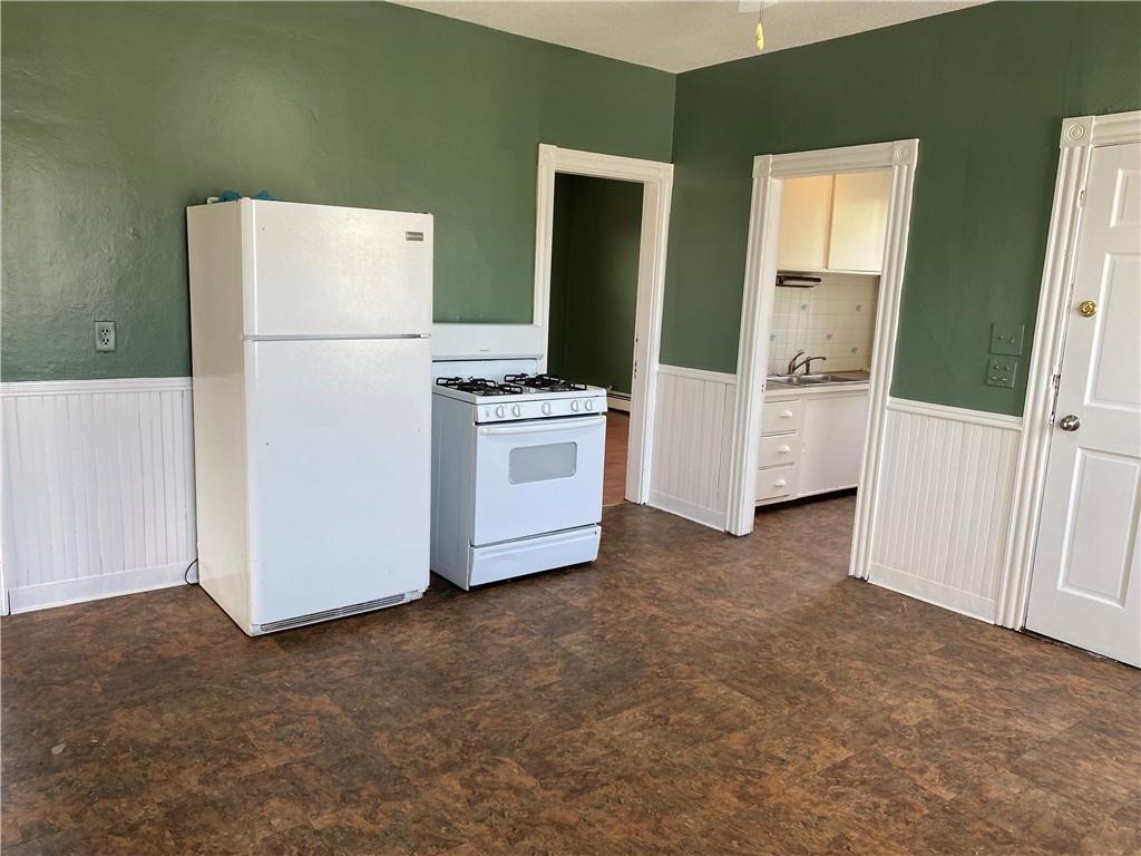 Providence, Rhode Island, 02908, United States, 9 Bedrooms Bedrooms, ,3 BathroomsBathrooms,Residential,For Sale,2036467