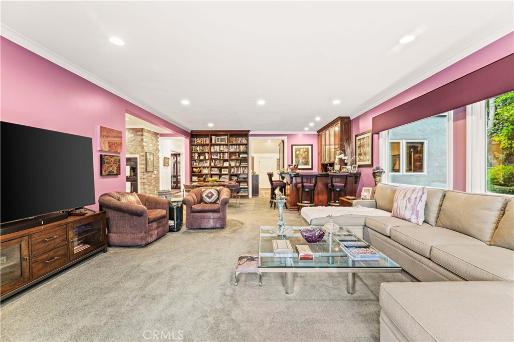 Encino, California, 91436, United States, 6 Bedrooms Bedrooms, ,7 BathroomsBathrooms,Residential,For Sale,1974550