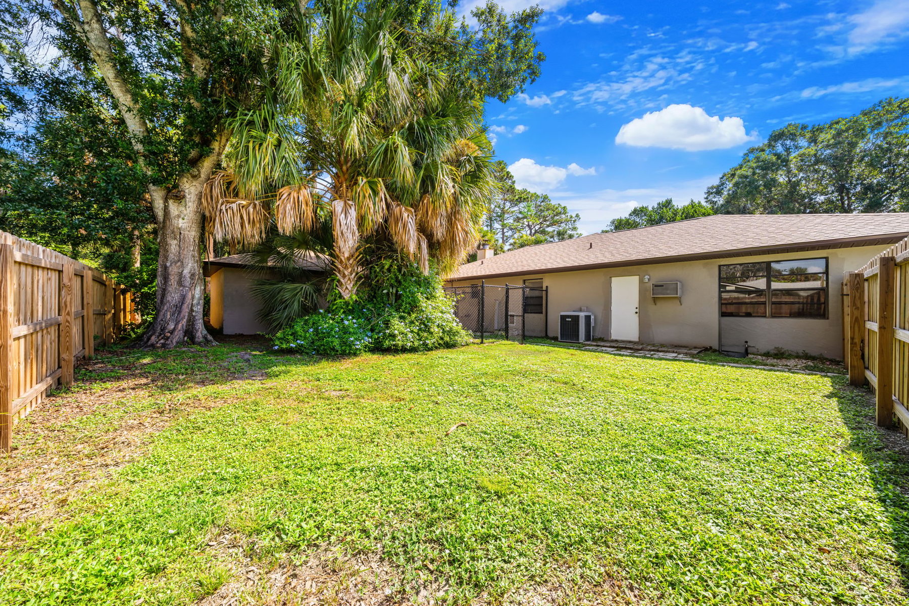  649 Narragansett Street NE, Palm Bay, FL, 32907 - 物件實景