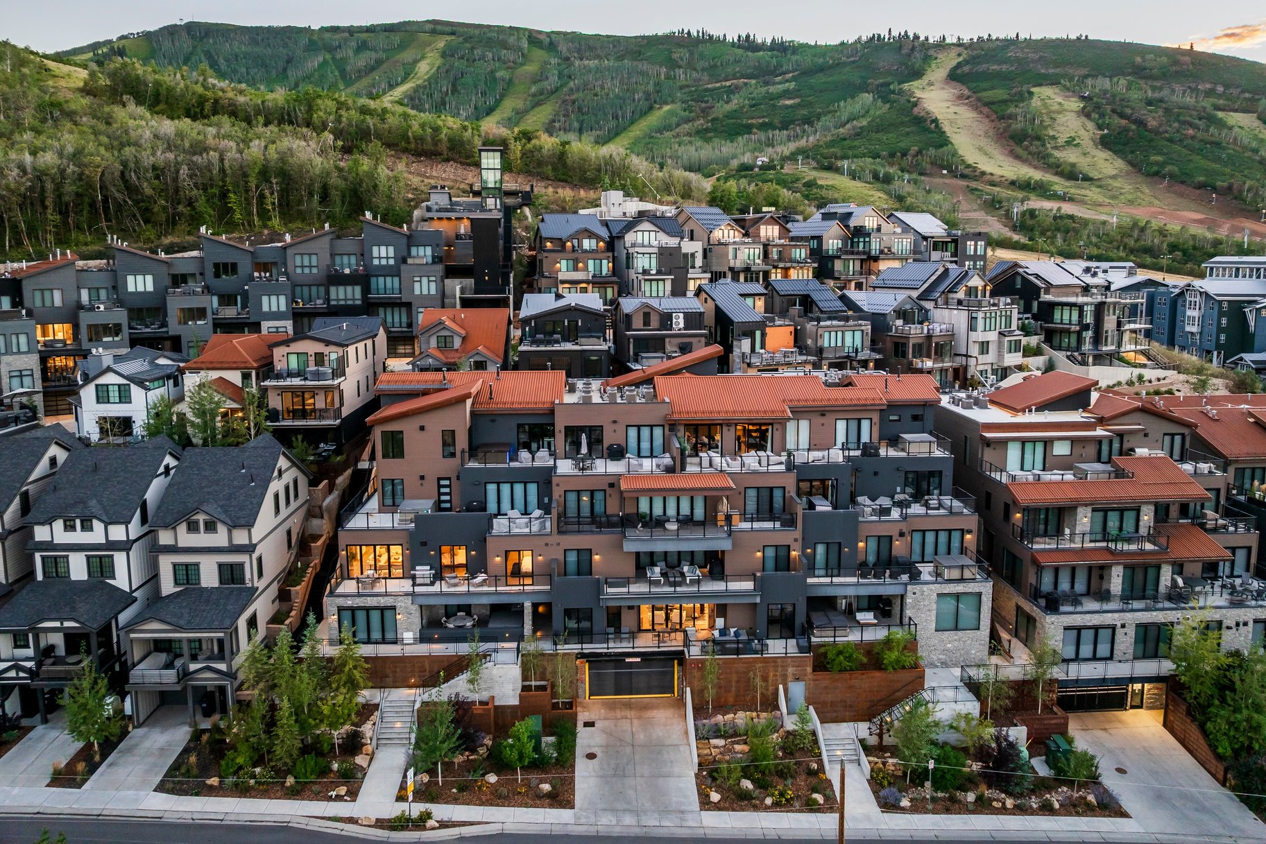 Light-Filled Turnkey Ski-In/Ski-Out Luxury Residence in Park City - 物件實景