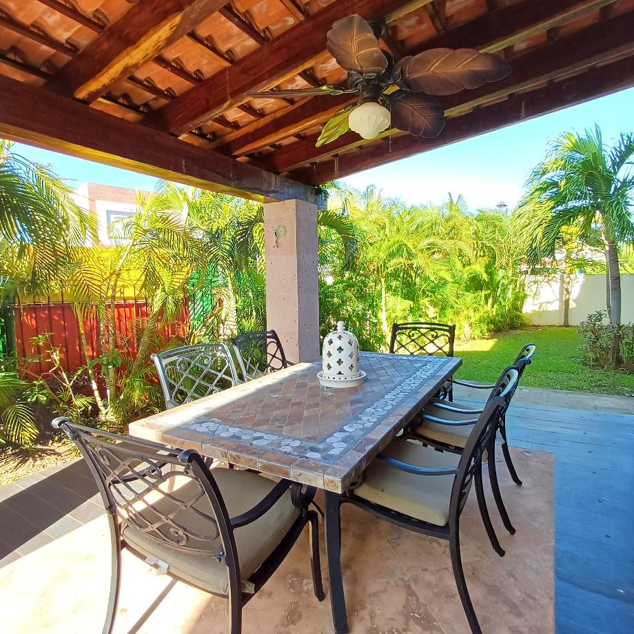 Isla Romantica, Benito Juárez, Quintana Roo, 77500, Mexico, 4 Bedrooms Bedrooms, ,5 BathroomsBathrooms,Residential,For Sale,Isla Romantica,1677042