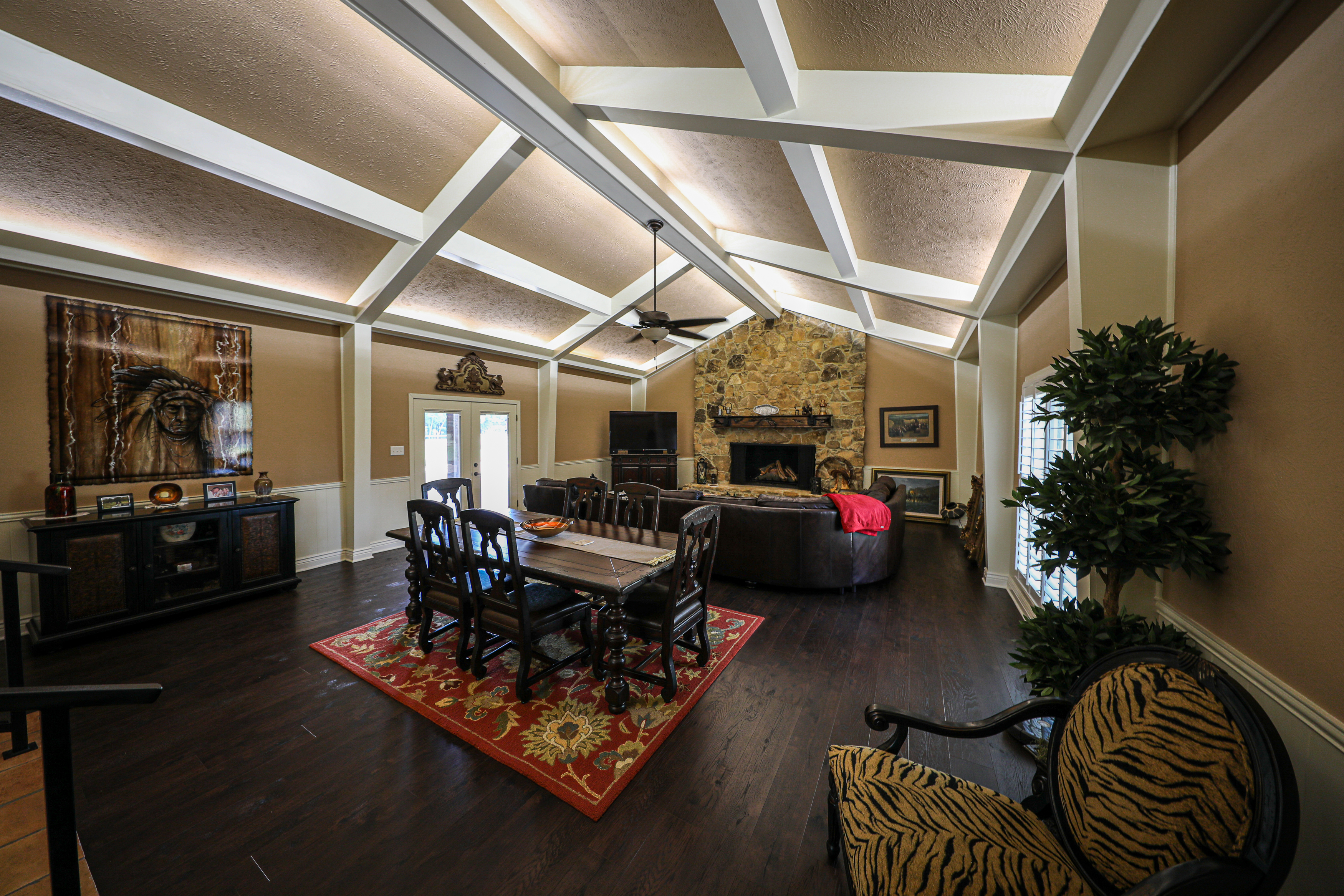 Pittsburg, Texas, 75686, United States, 4 Bedrooms Bedrooms, ,3 BathroomsBathrooms,Residential,For Sale,1871323