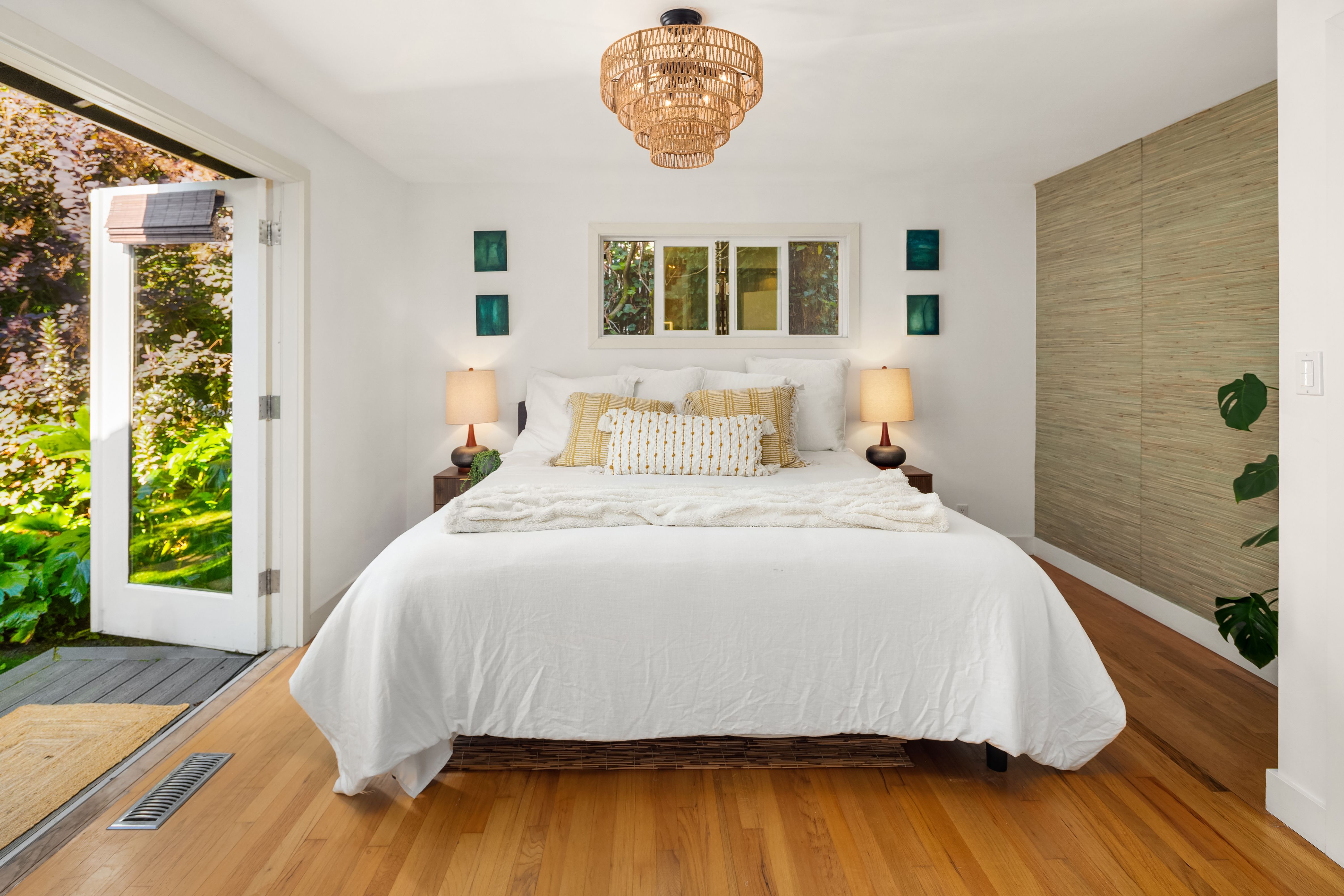  5414 SW Beach Drive Terr, Seattle, WA 98116 - 物件實景