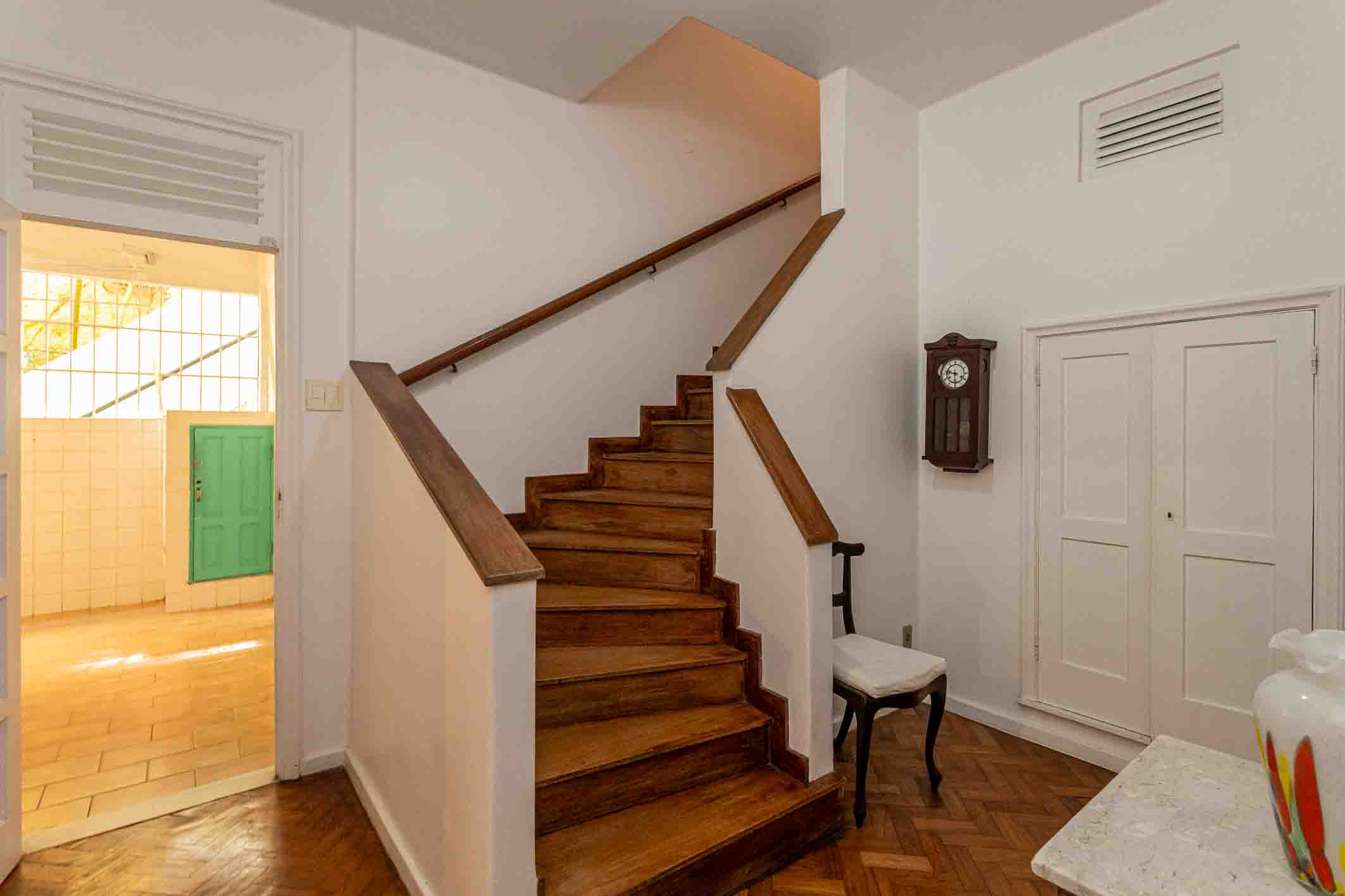  Spacious residence on a quiet street with landscaped garden - 物件實景