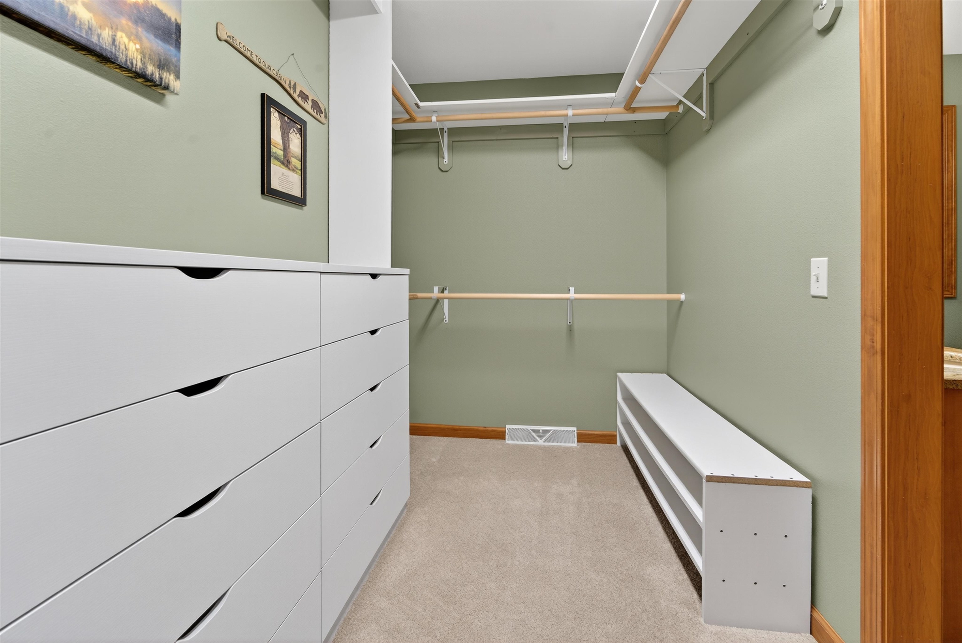 KESHENA, Wisconsin, 54135, United States, 3 Bedrooms Bedrooms, ,3 BathroomsBathrooms,Residential,For Sale,1987764