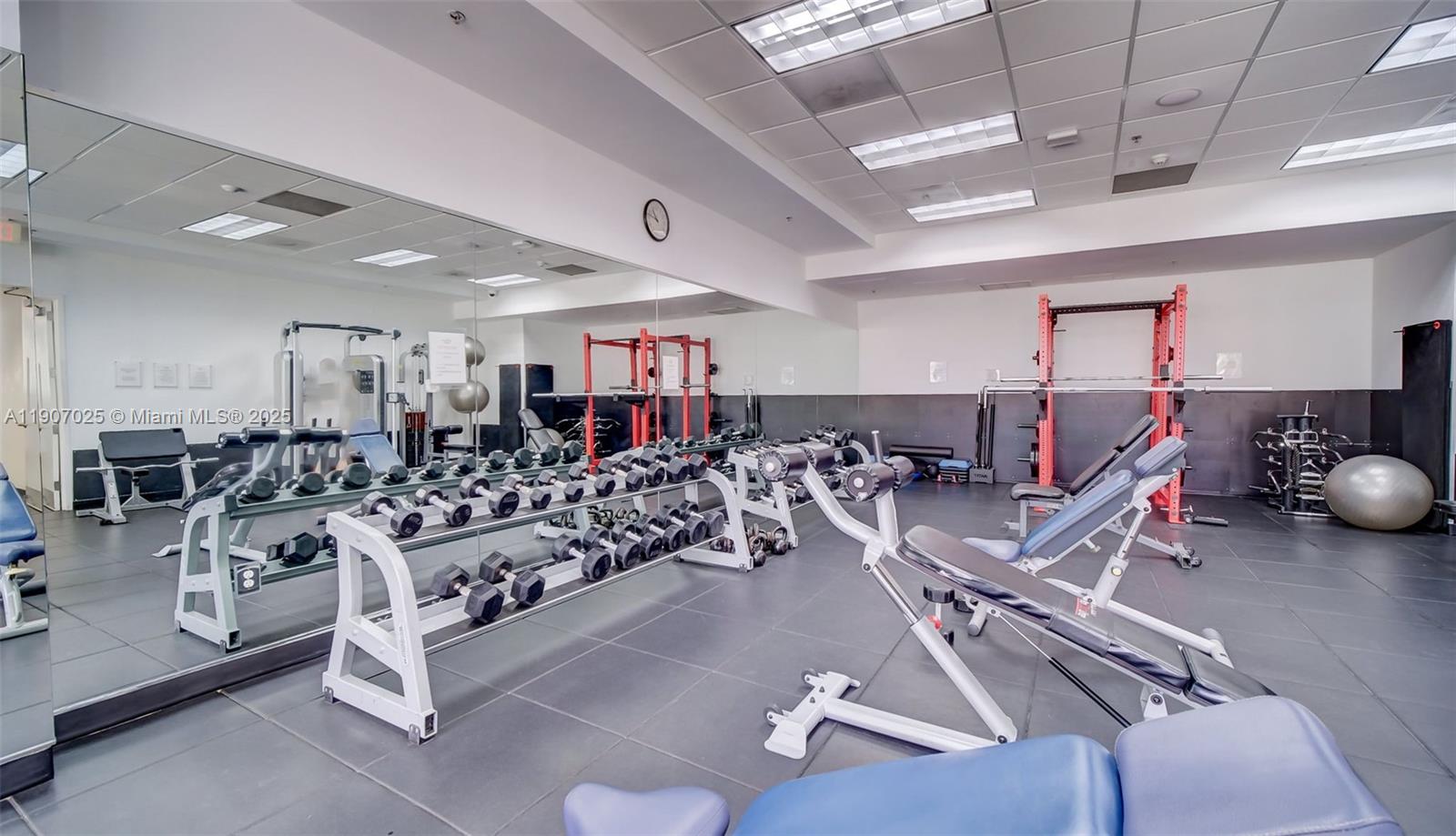 Miami, Florida, 33131, United States, 1 Bedroom Bedrooms, ,1 BathroomBathrooms,Residential,For Sale,1986520