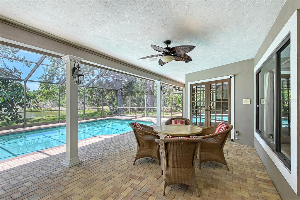 Sarasota, Florida, 34232, United States, 4 Bedrooms Bedrooms, ,4 BathroomsBathrooms,Residential,For Sale,1917042