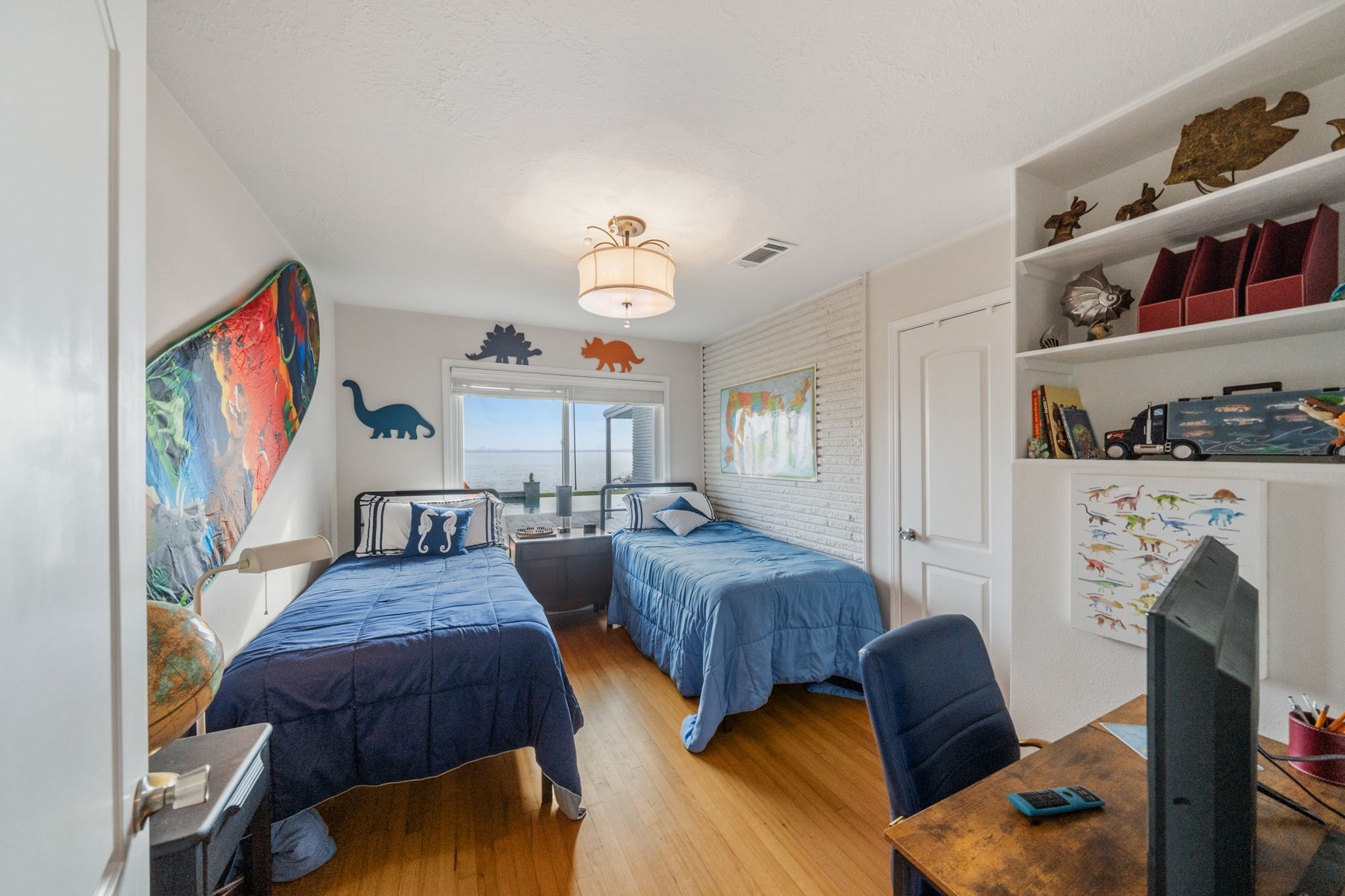  138 N Burnett Drive - 物件實景