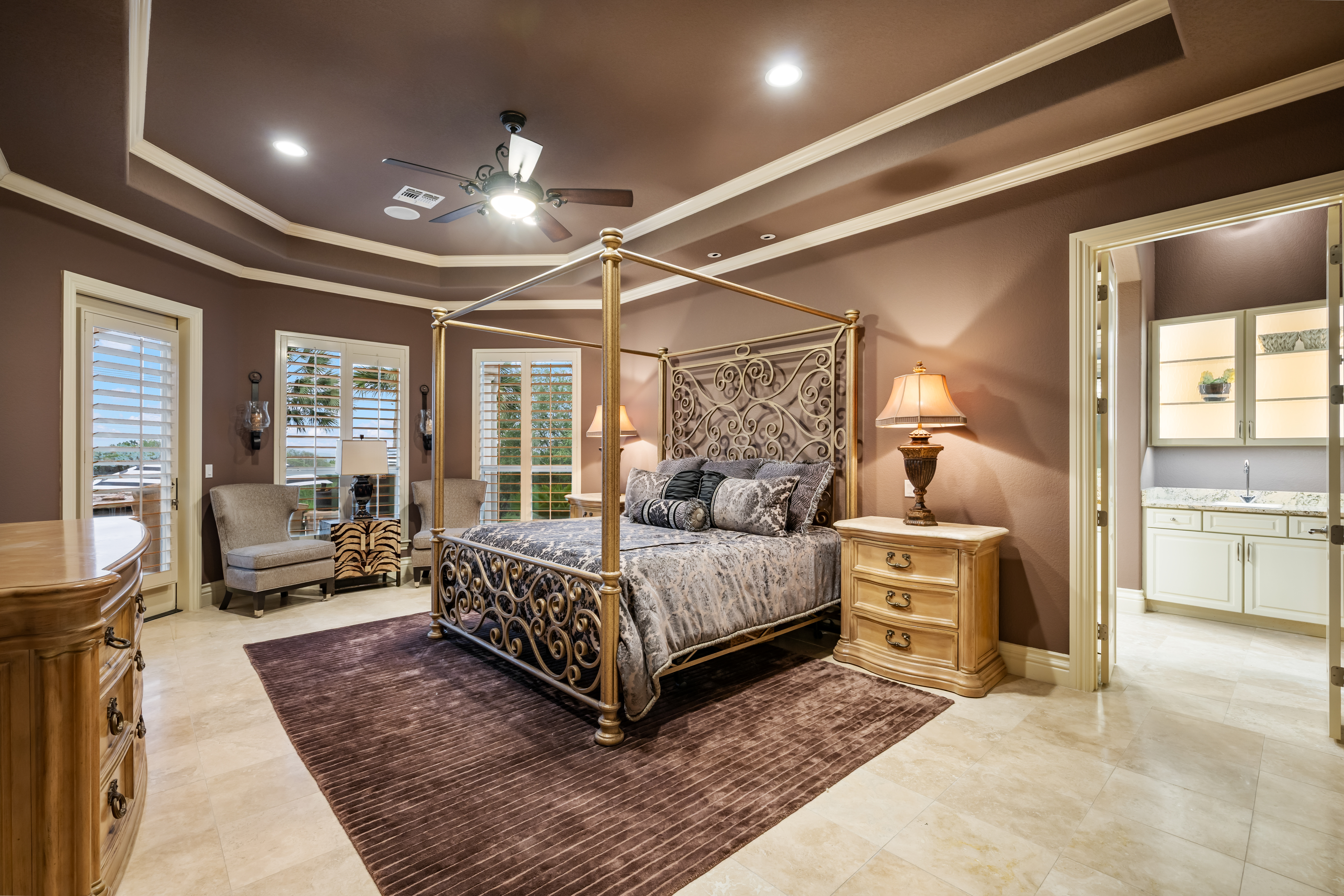  Elevated Dominion Living in Vineyard Estates - 物件實景