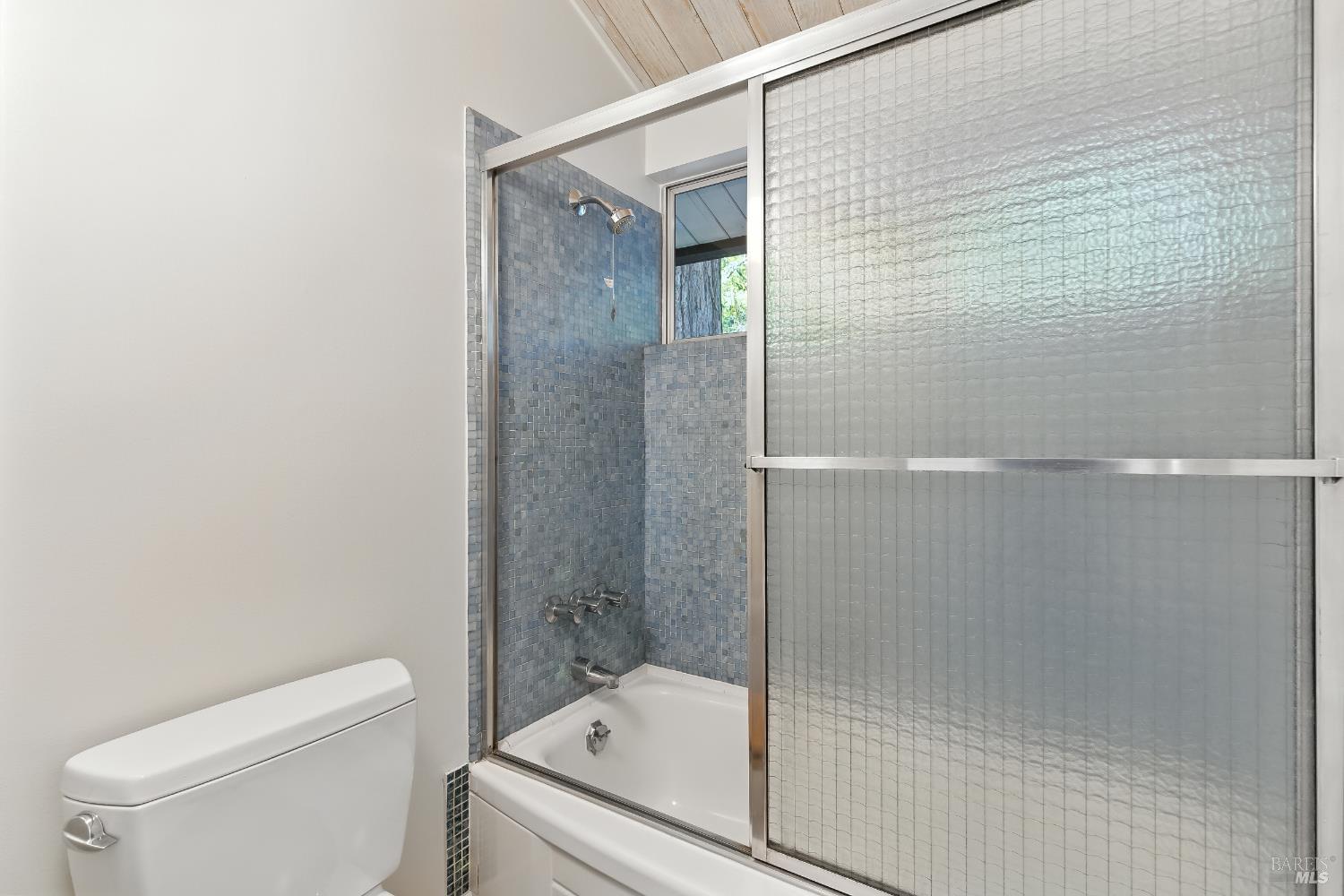 Fairfax, California, 94930, United States, 2 Bedrooms Bedrooms, ,1 BathroomBathrooms,Residential,For Sale,1926139