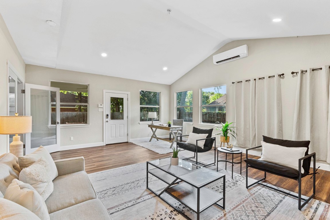 Austin, Texas, 78747, United States, 3 Bedrooms Bedrooms, ,3 BathroomsBathrooms,Residential,For Sale,1939968