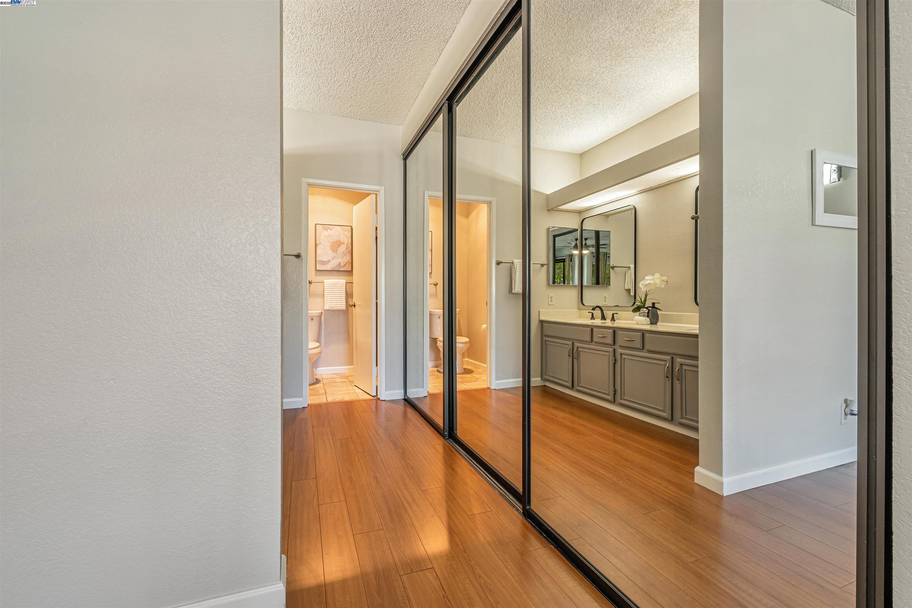 Fremont, California, 94536, United States, 2 Bedrooms Bedrooms, ,2 BathroomsBathrooms,Residential,For Sale,1911508