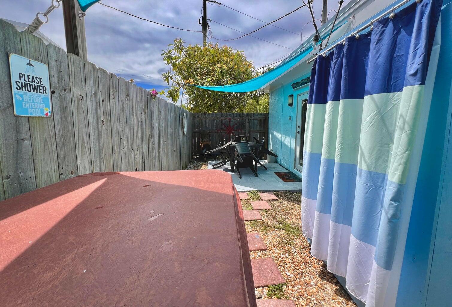KEY LARGO, Florida, 33037, United States, 1 Bedroom Bedrooms, ,1 BathroomBathrooms,Residential,For Sale,1827867