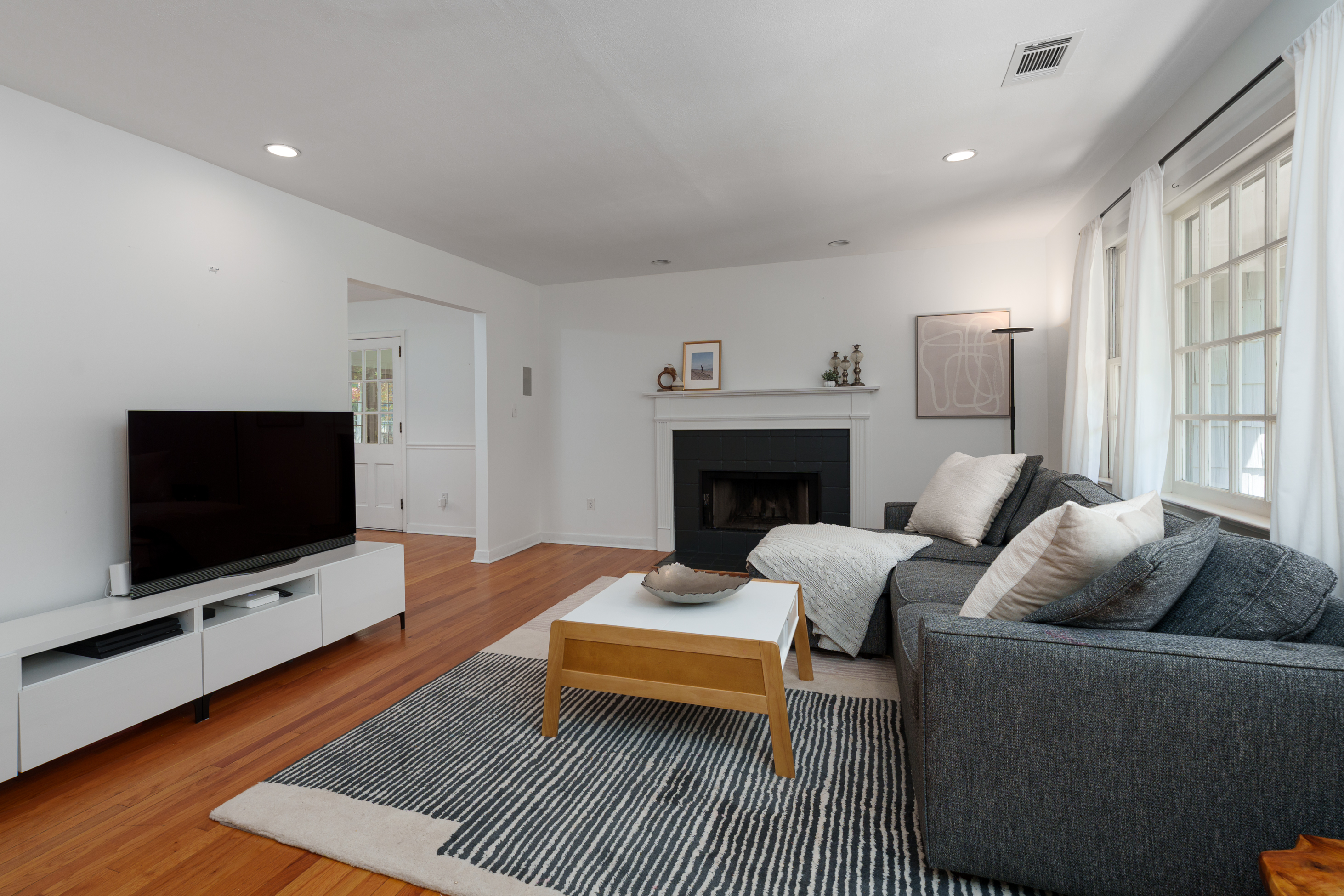  West Windsor 5-Bedroom Home Near Princeton Junction Train Station - 物件實景