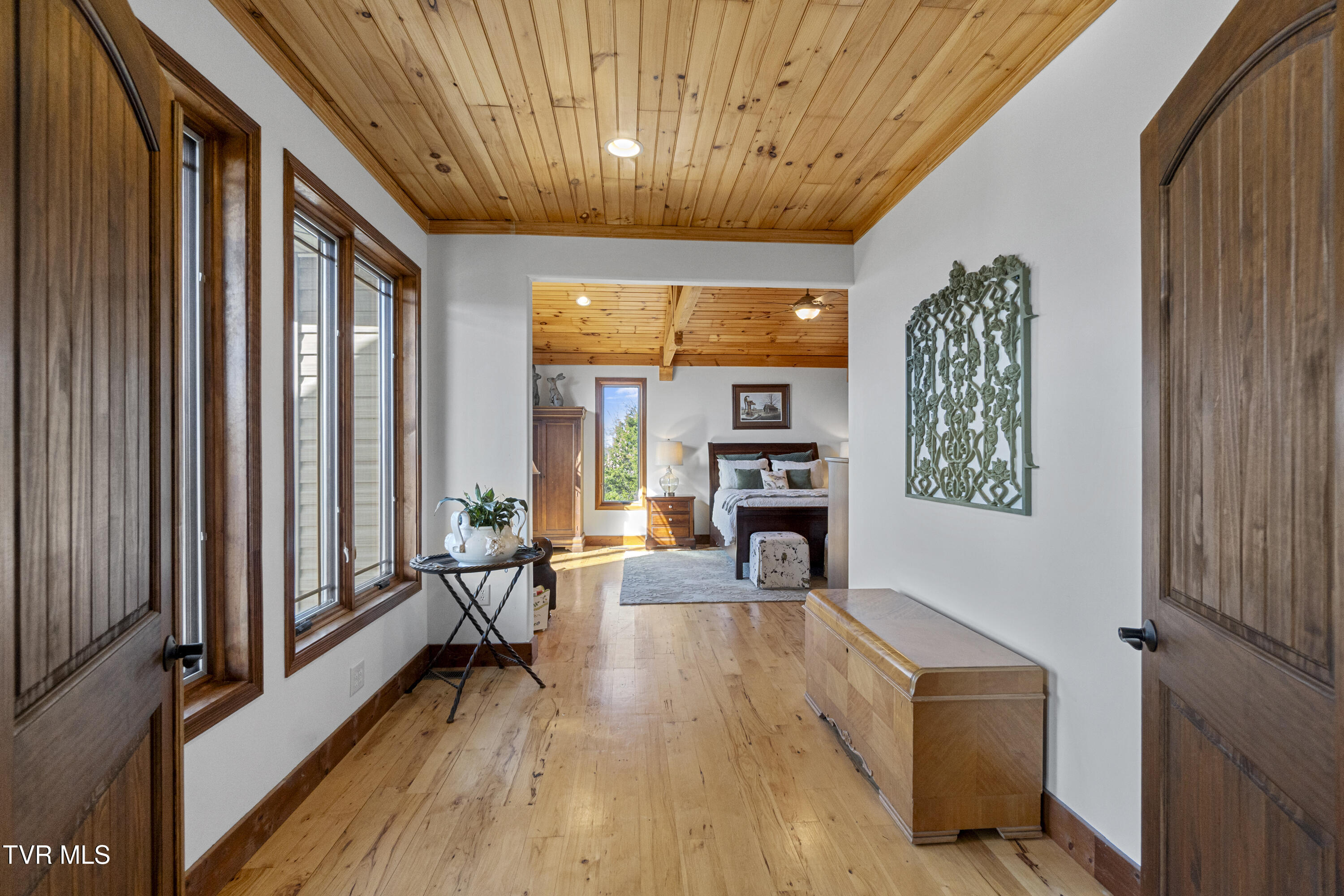 Parrottsville, Tennessee, 37843, United States, 5 Bedrooms Bedrooms, ,4 BathroomsBathrooms,Residential,For Sale,2005757