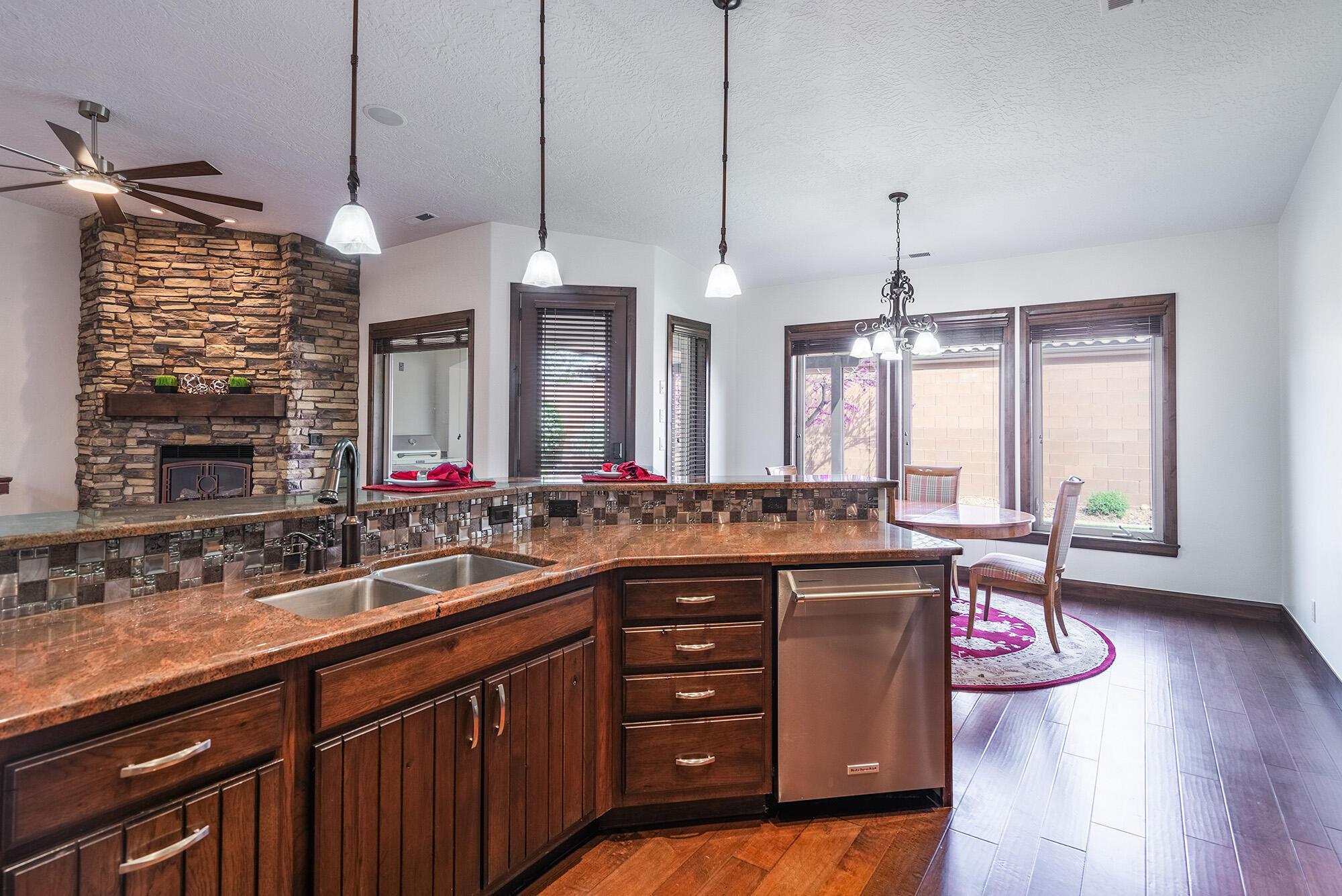 Washington, Utah, 84780, United States, 4 Bedrooms Bedrooms, ,2 BathroomsBathrooms,Residential,For Sale,2009720