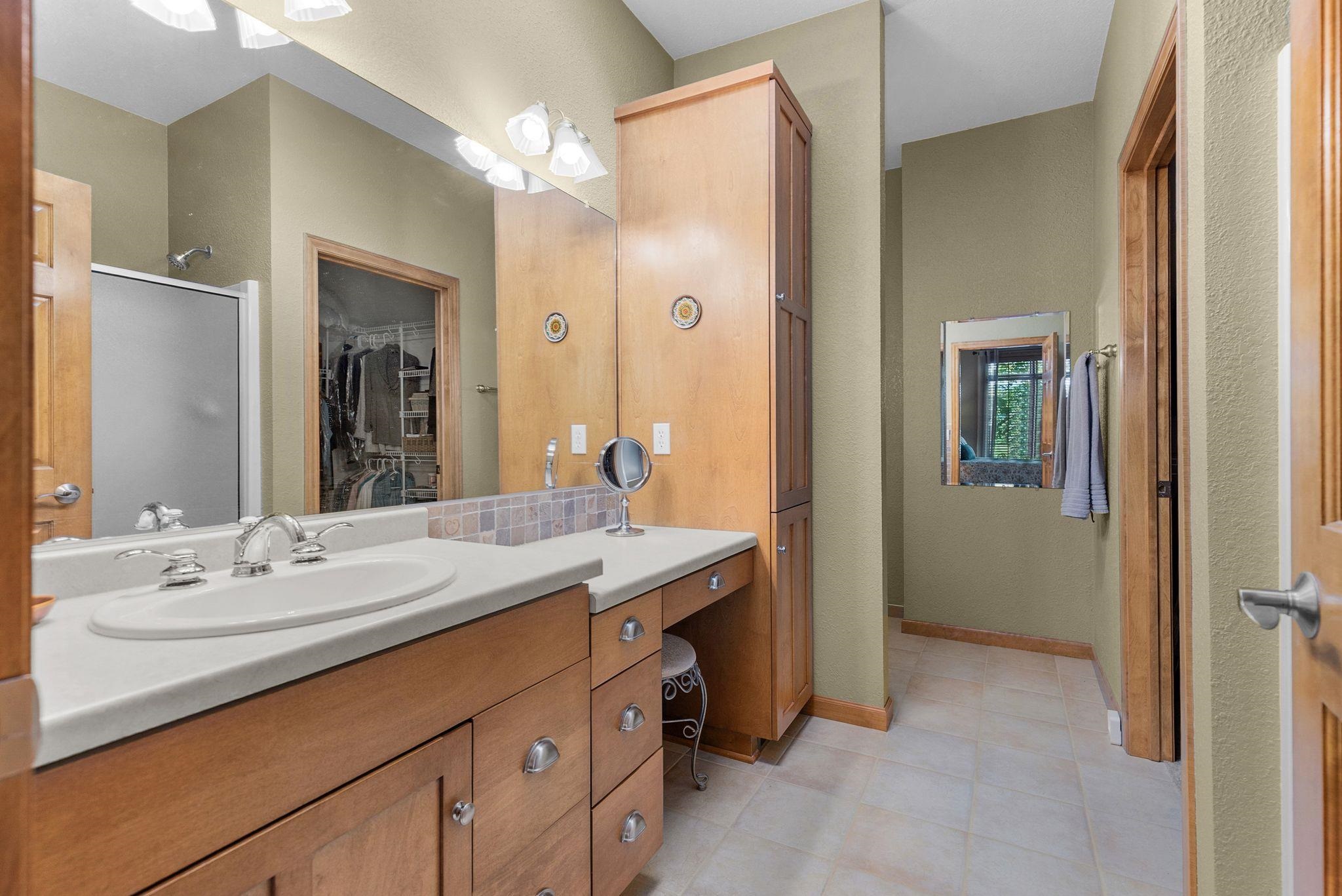Appleton, Wisconsin, 54913, United States, 3 Bedrooms Bedrooms, ,3 BathroomsBathrooms,Residential,For Sale,1937217