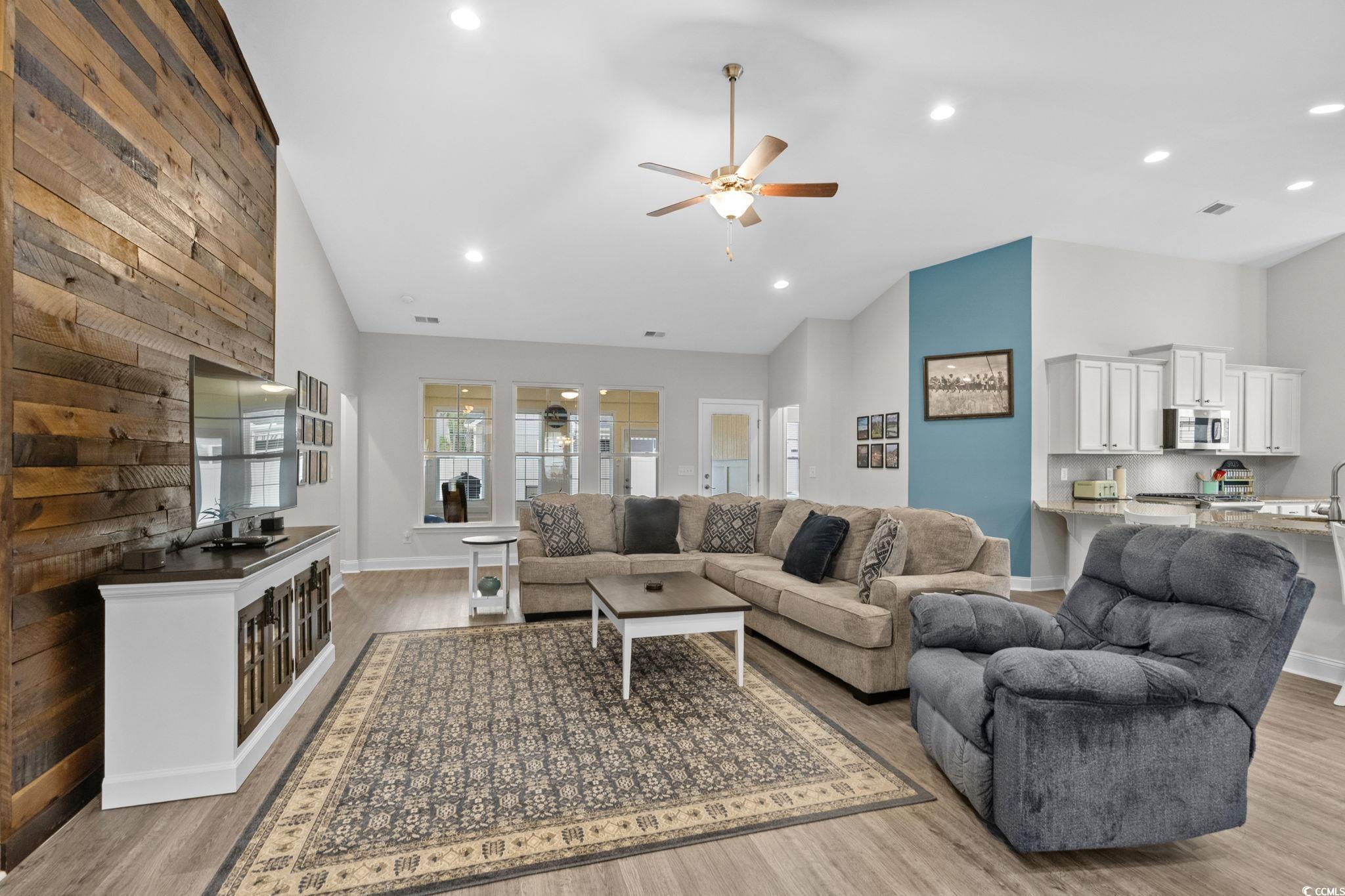 Little River, South Carolina, 29566, United States, 4 Bedrooms Bedrooms, ,3 BathroomsBathrooms,Residential,For Sale,1981753