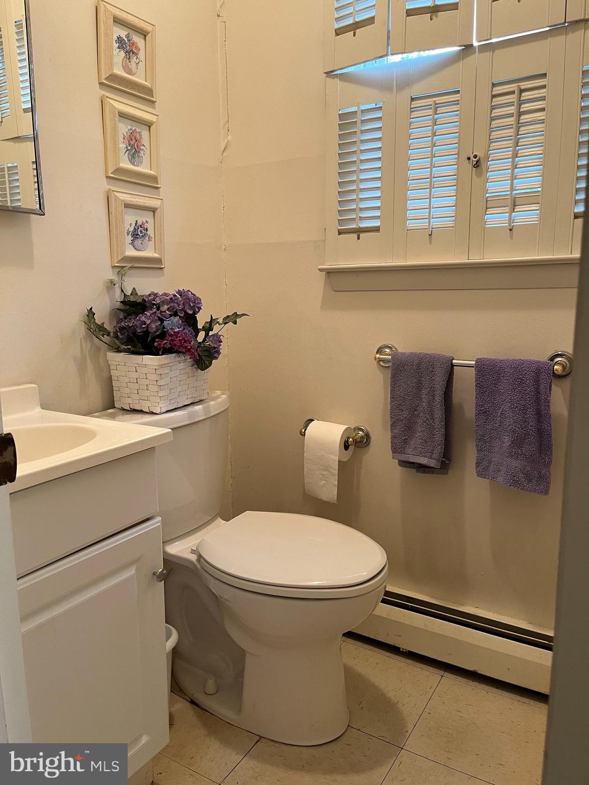 Southampton, Pennsylvania, 18966, United States, 4 Bedrooms Bedrooms, ,Residential,For Sale,1990215