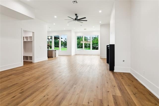 Hammond, Louisiana, 70403, United States, 4 Bedrooms Bedrooms, ,4 BathroomsBathrooms,Residential,For Sale,1974502