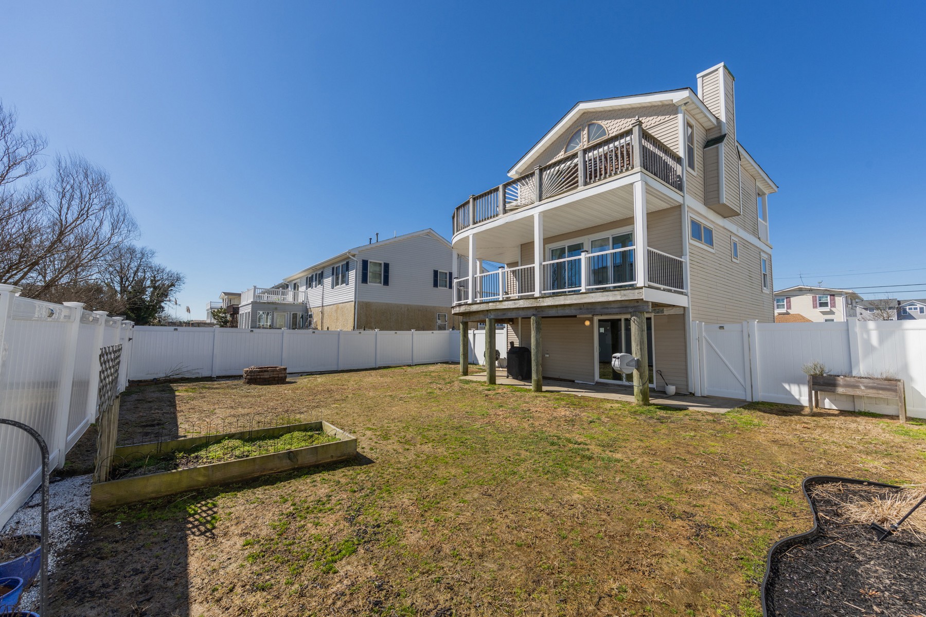  11 Point Drive - 物件實景