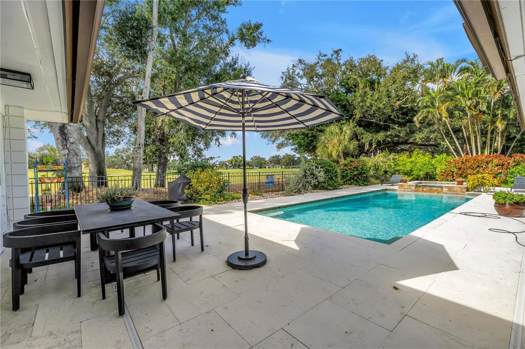 St Petersburg, Florida, 33704, United States, 4 Bedrooms Bedrooms, ,4 BathroomsBathrooms,Residential,For Sale,1991901