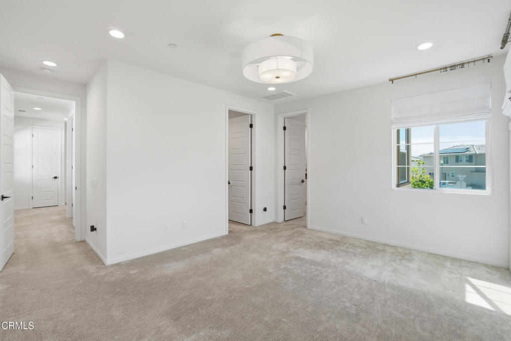 Santa Paula, California, 93060, United States, 4 Bedrooms Bedrooms, ,3 BathroomsBathrooms,Residential,For Sale,2036590