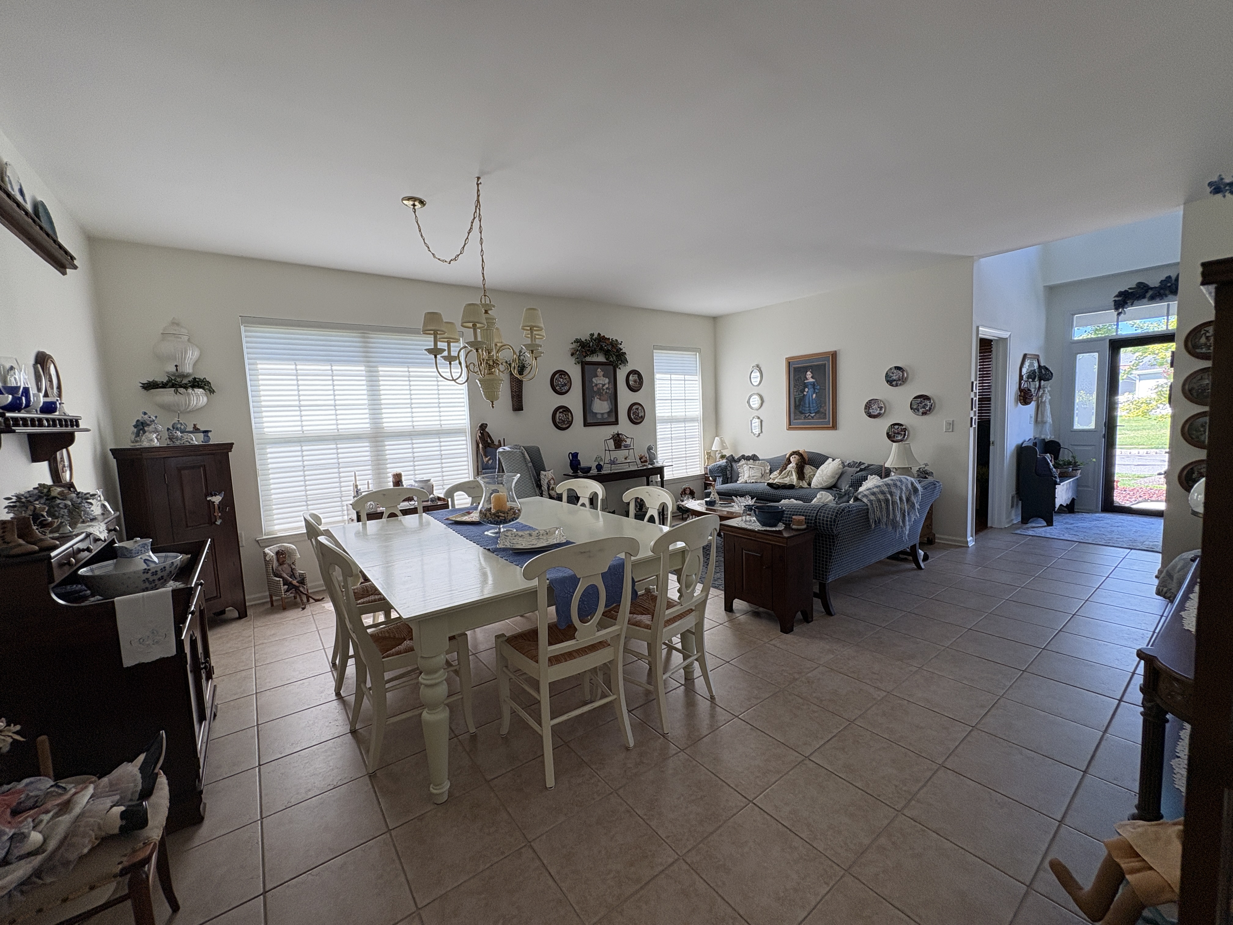 Bordentown, New Jersey, 08505, United States, 2 Bedrooms Bedrooms, ,2 BathroomsBathrooms,Residential,For Sale,1948462