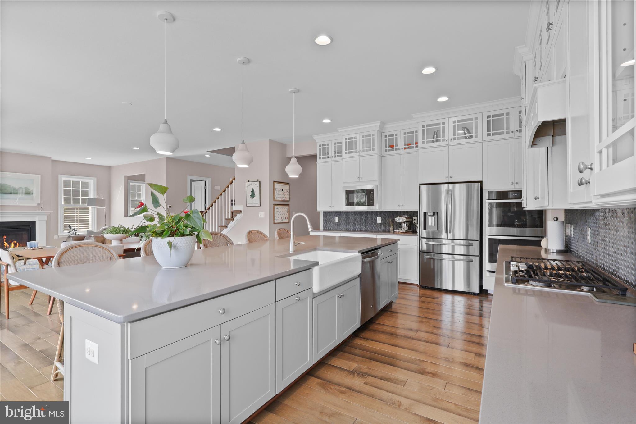 Aldie, Virginia, 20105, United States, 5 Bedrooms Bedrooms, ,5 BathroomsBathrooms,Residential,For Sale,1987386