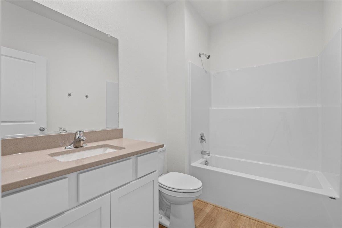Deer Park, Washington, 99006, United States, 3 Bedrooms Bedrooms, ,2 BathroomsBathrooms,Residential,For Sale,1877408