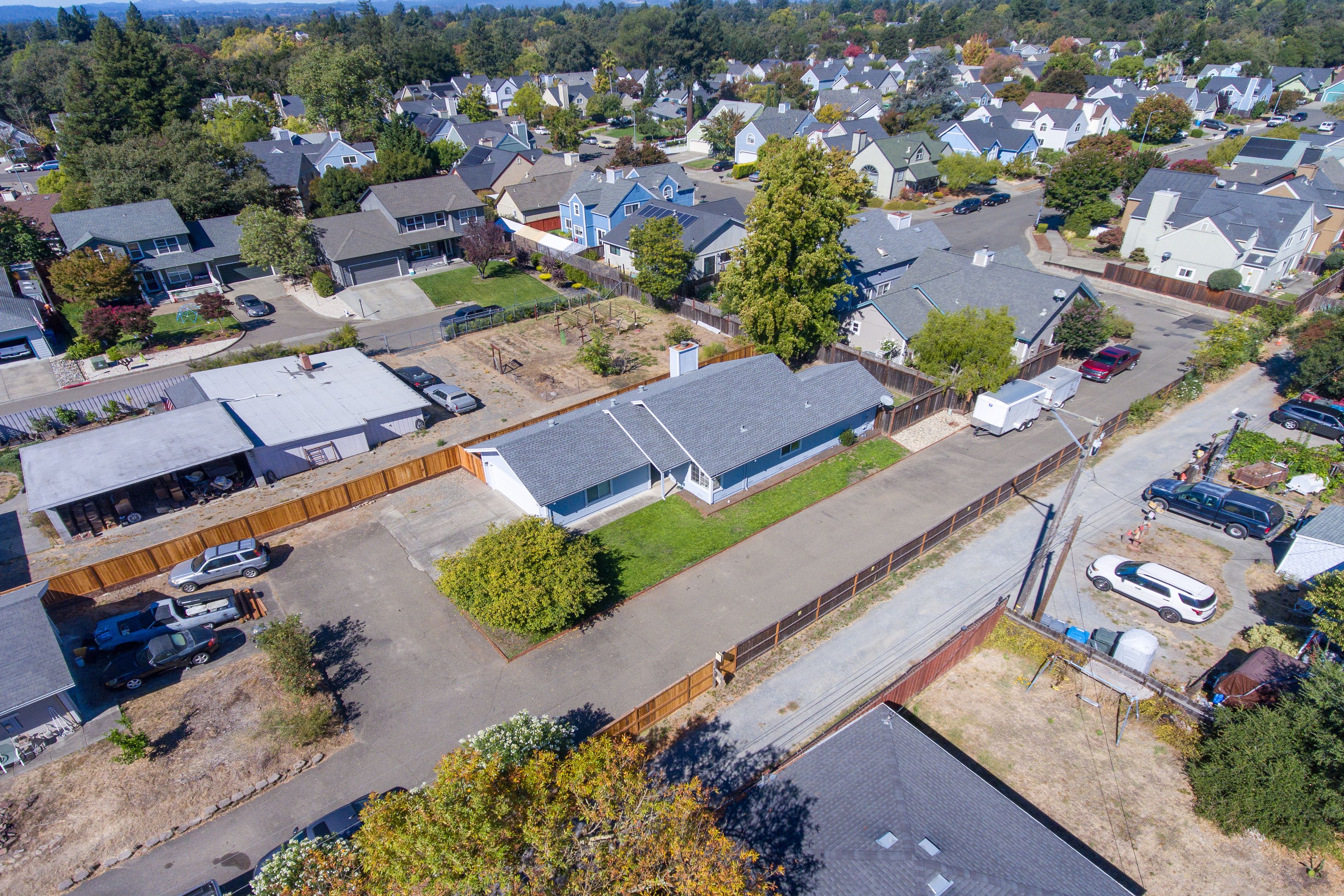  1621 Woodhue Avenue - 物件實景