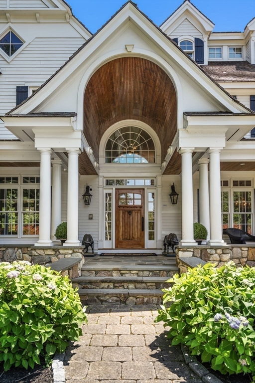 Milton, Massachusetts, 02186, United States, 6 Bedrooms Bedrooms, ,6 BathroomsBathrooms,Residential,For Sale,1940857