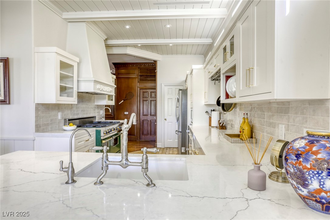 Las Vegas, Nevada, 89117, United States, 3 Bedrooms Bedrooms, ,3 BathroomsBathrooms,Residential,For Sale,1966718