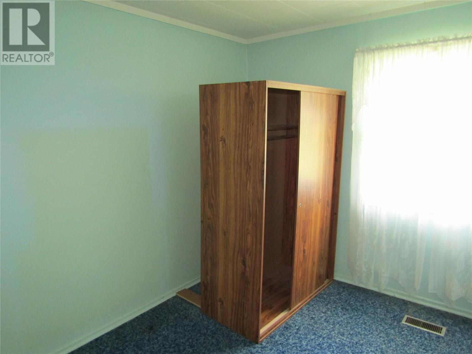 GRAND FORKS, British Columbia, V0H 1H5, CA, 3 Bedrooms Bedrooms, ,1 BathroomBathrooms,Residential,For Sale,1947650