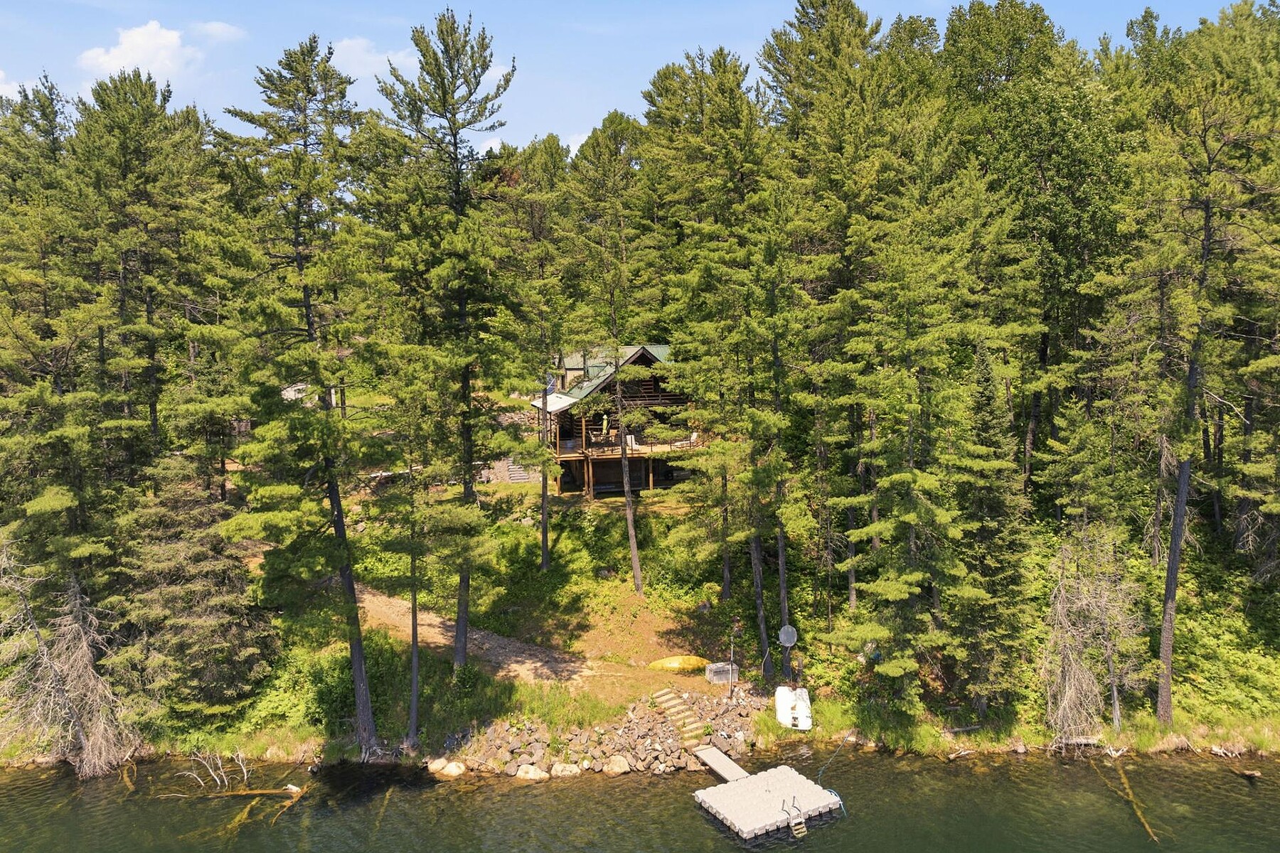  Notre-Dame-du-Laus, Laurentides - 物件實景