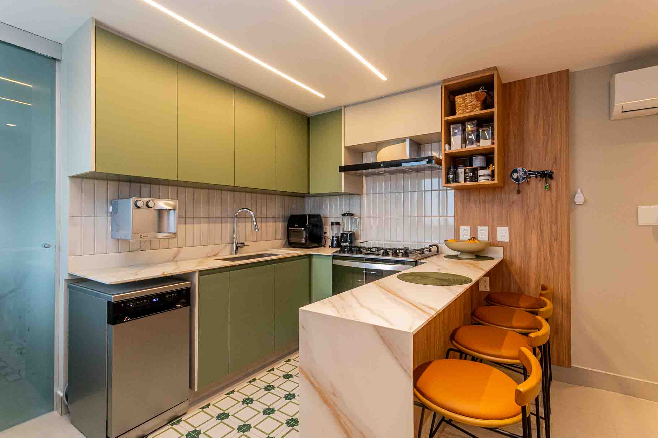  Renovated three-suite apartment in a prime residential location - 物件實景