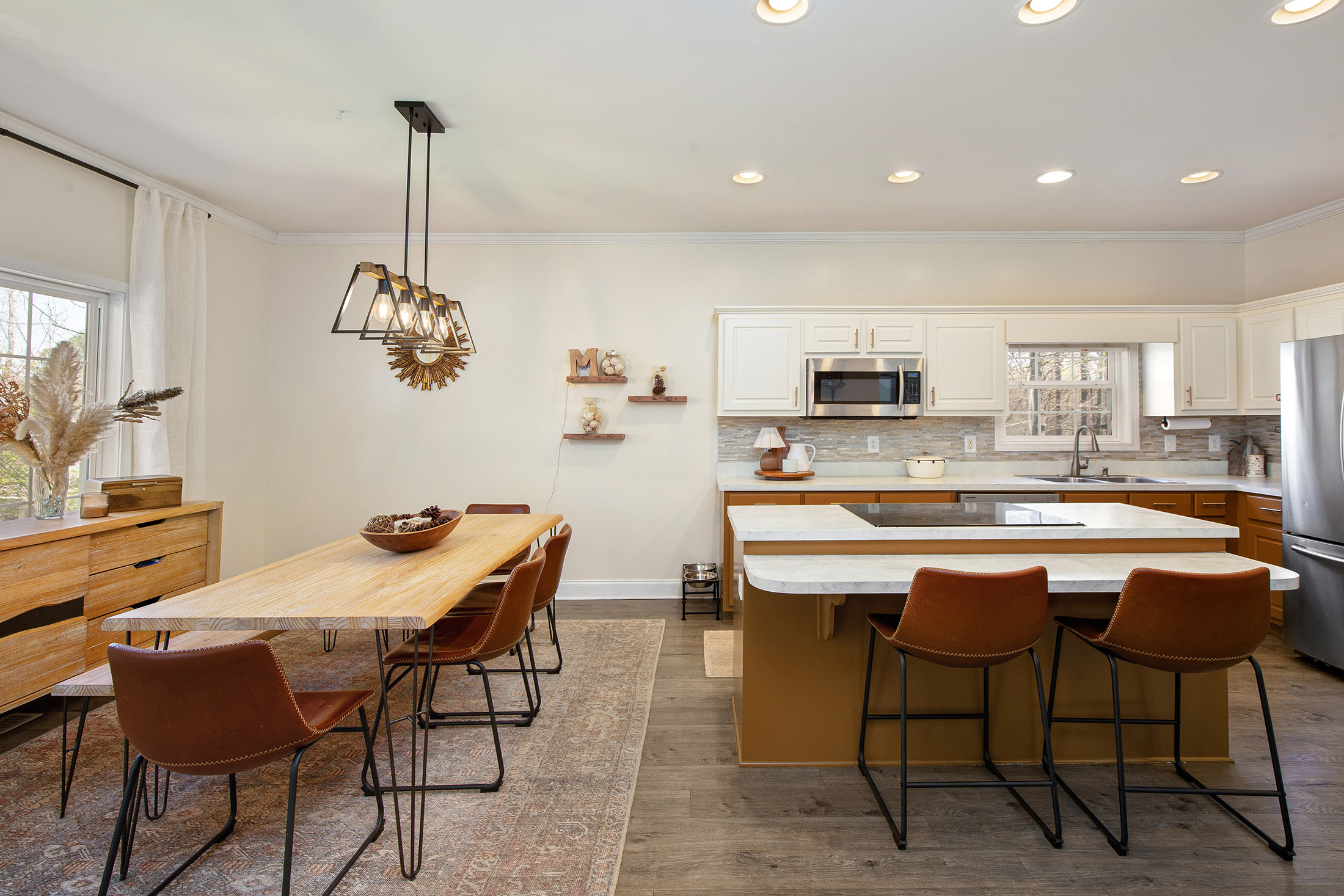  Home Offers Comfort, Style, and Accessibility—An Opportunity Not to be Missed - 物件實景