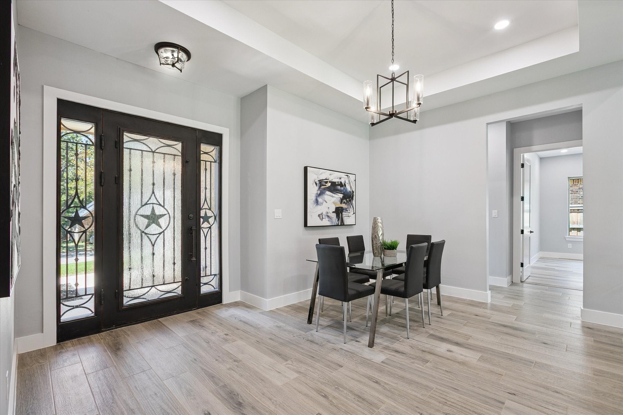 Arlington, Texas, 76012, United States, 4 Bedrooms Bedrooms, ,3 BathroomsBathrooms,Residential,For Sale,1974791