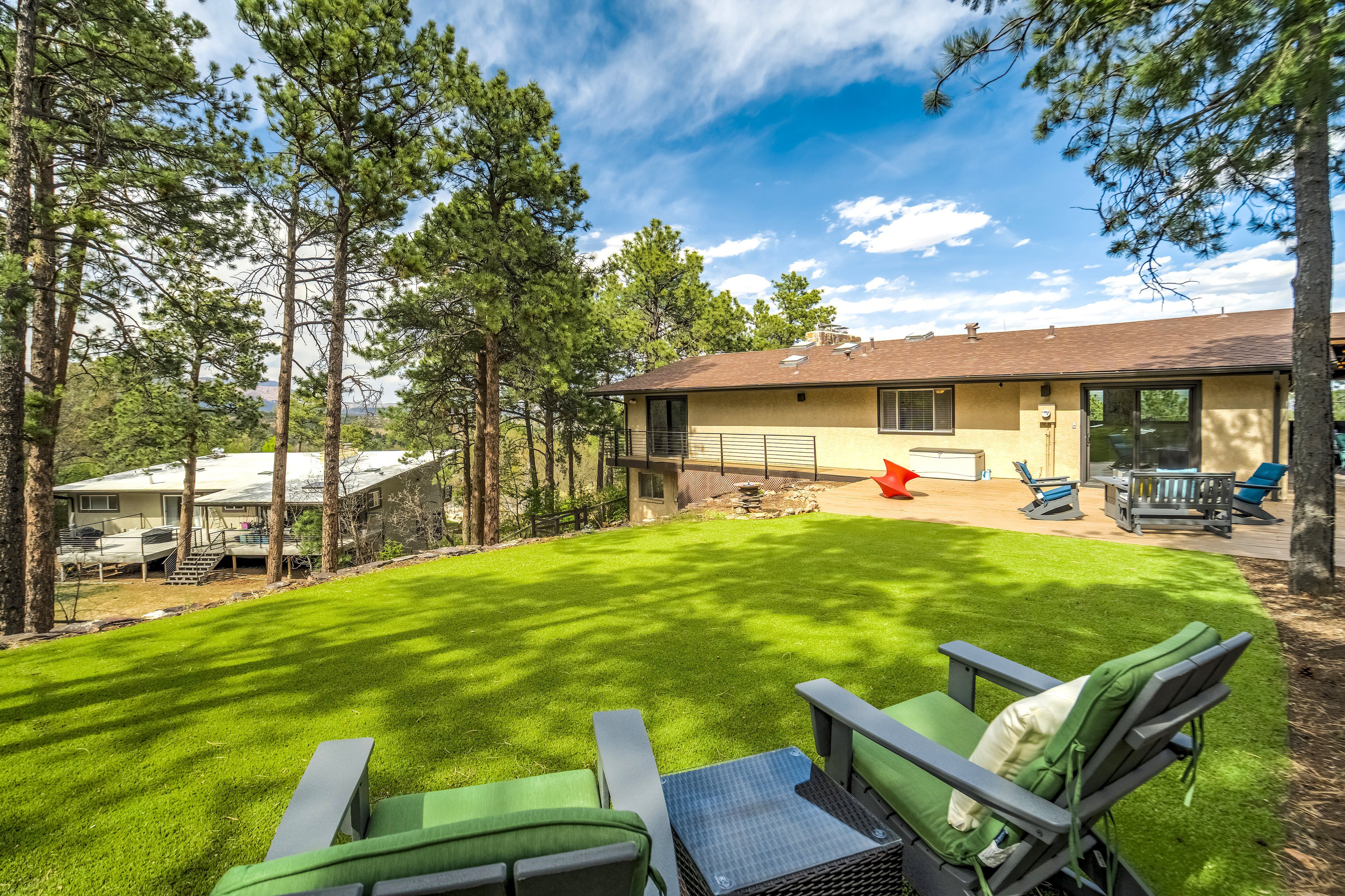  Don Price Mid-Century in Broadmoor Heights: 8 Midland Road - 物件實景