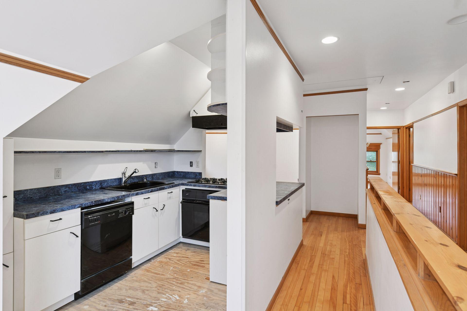 Minneapolis, Minnesota, 55403, United States, ,Residential,For Sale,1948501