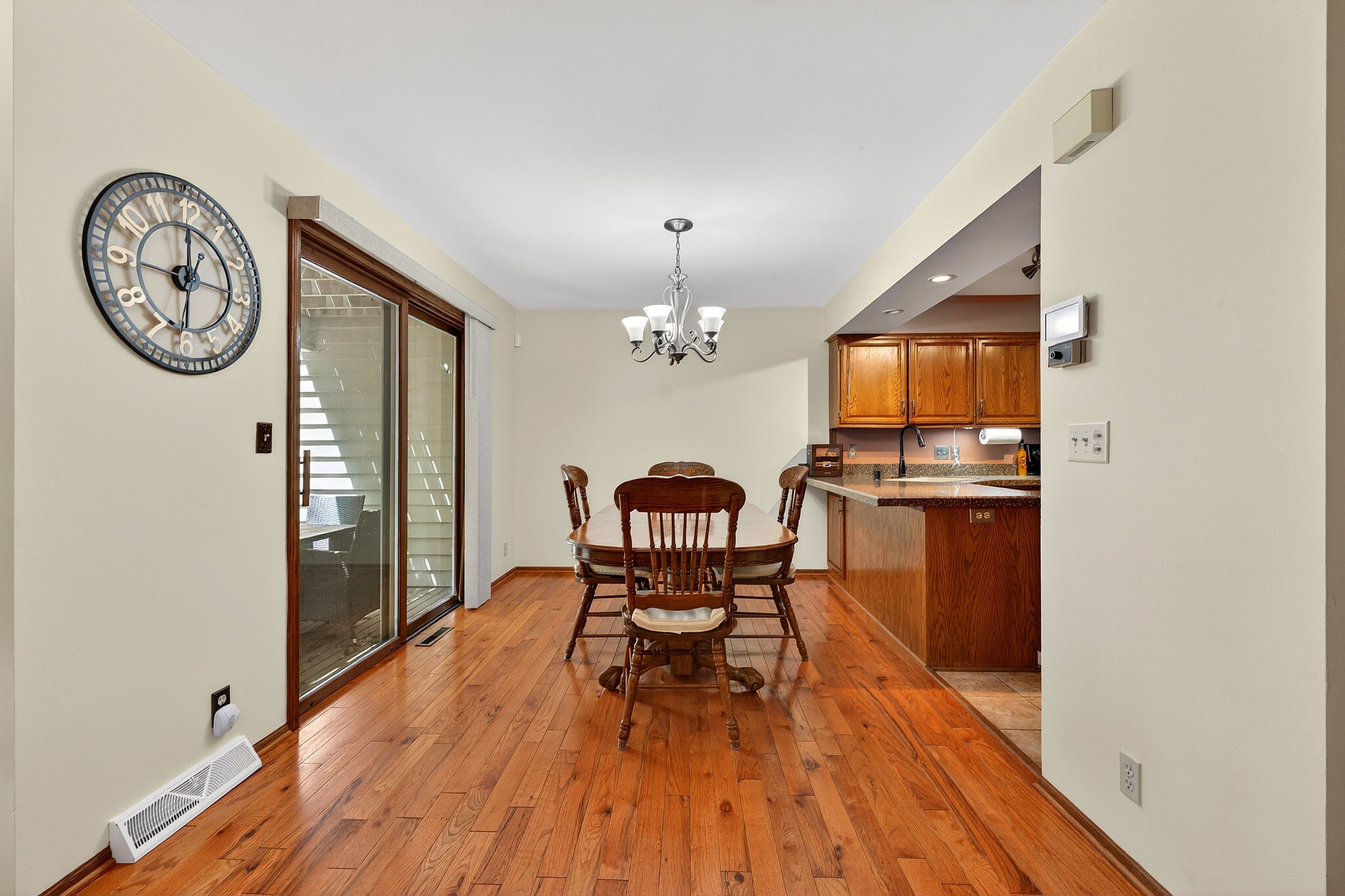  Three Bedroom Condo in Pewaukee - 物件實景